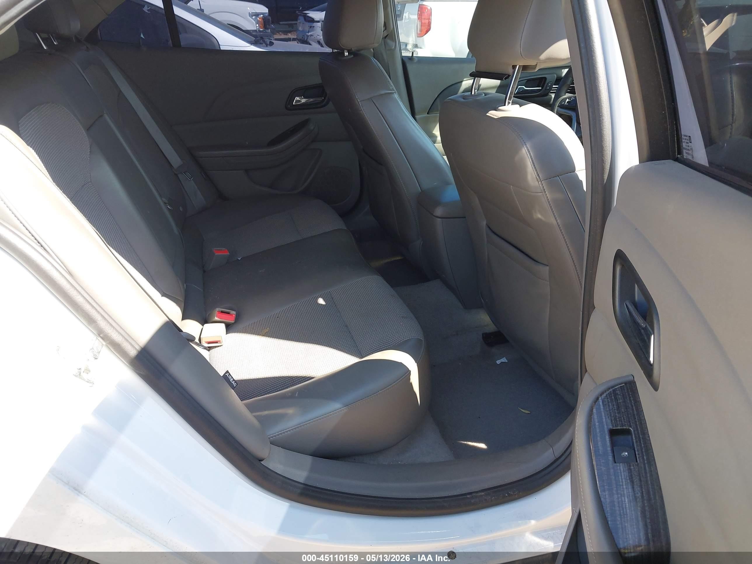 2014 Chevrolet Malibu 1lt White vin: 1G11C5SL0EF178729