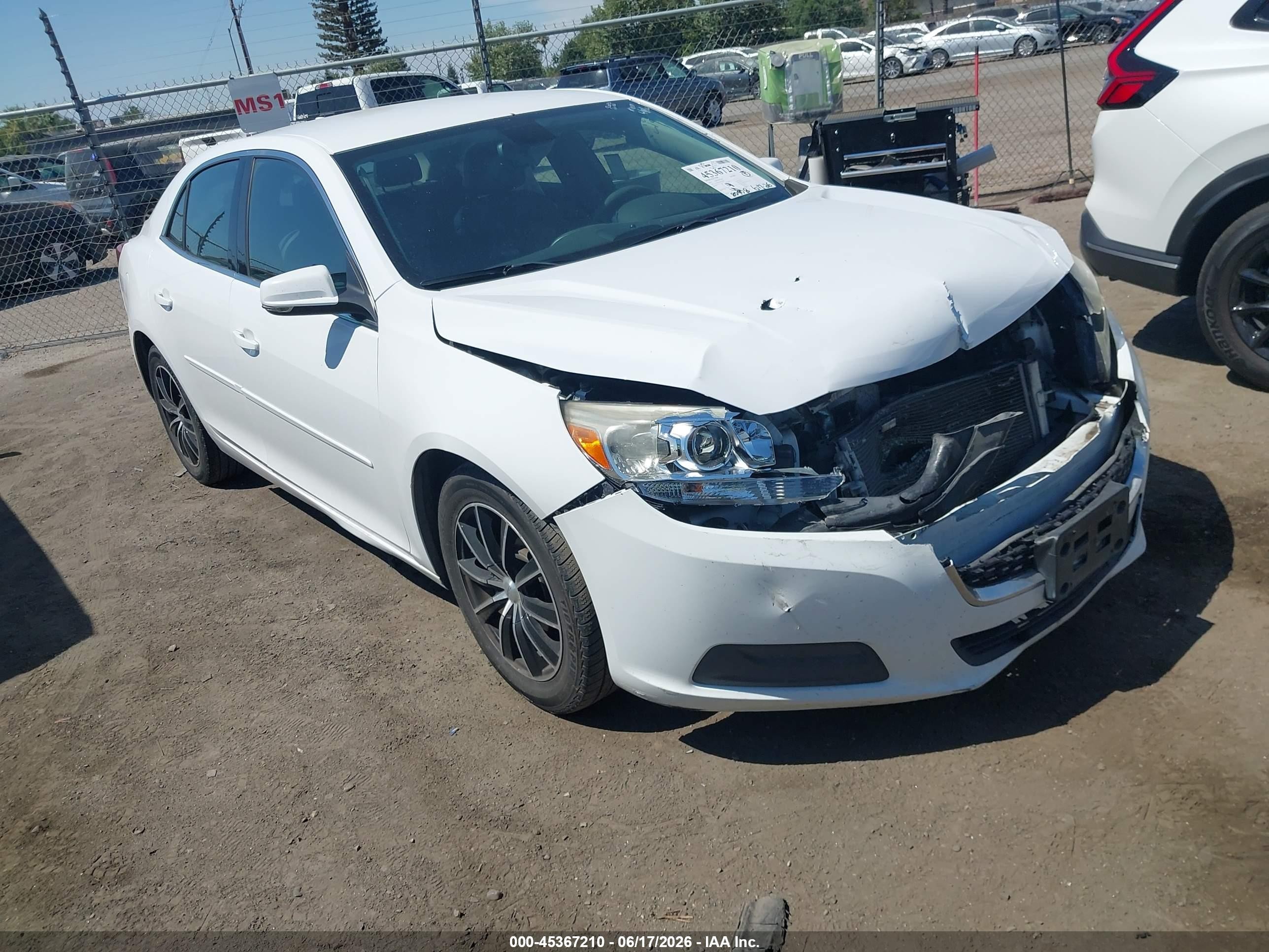 2014 Chevrolet Malibu 1lt White vin: 1G11C5SL0EF243286