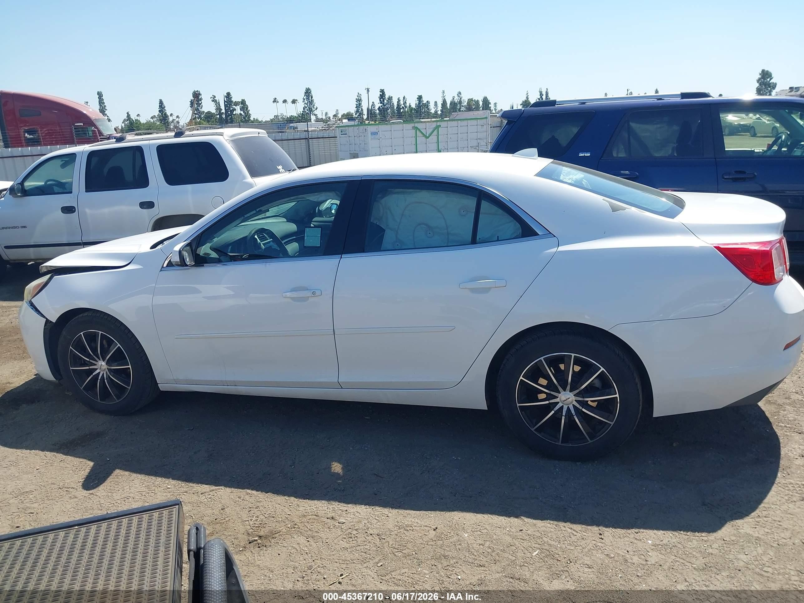 2014 Chevrolet Malibu 1lt White vin: 1G11C5SL0EF243286