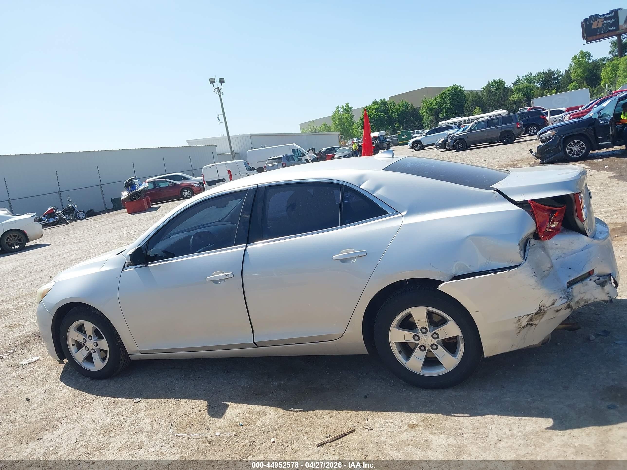 2014 Chevrolet Malibu 1lt Silver vin: 1G11C5SL0EF250268