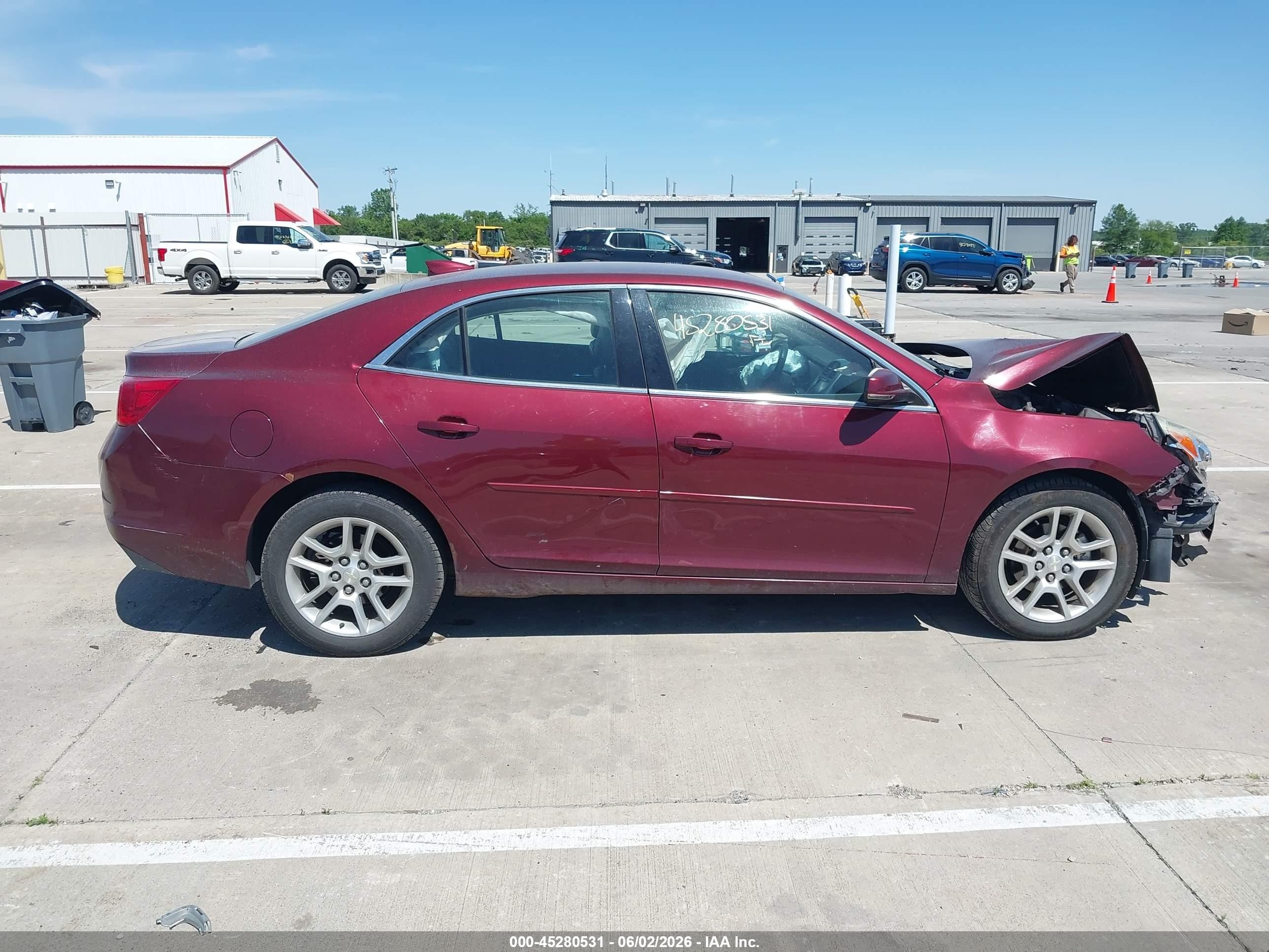 2015 Chevrolet Malibu 1lt Red vin: 1G11C5SL0FF114997