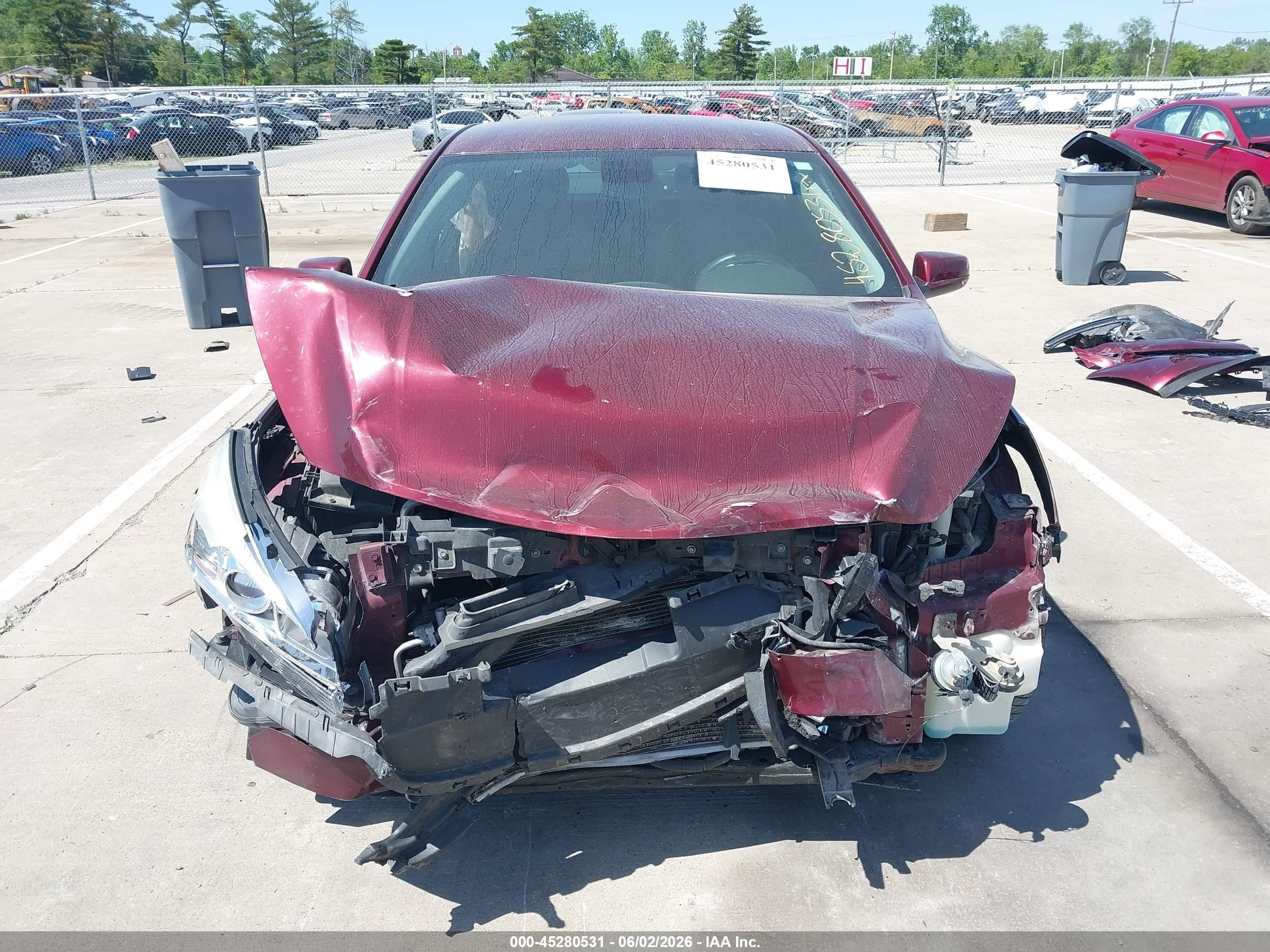 2015 Chevrolet Malibu 1lt Red vin: 1G11C5SL0FF114997