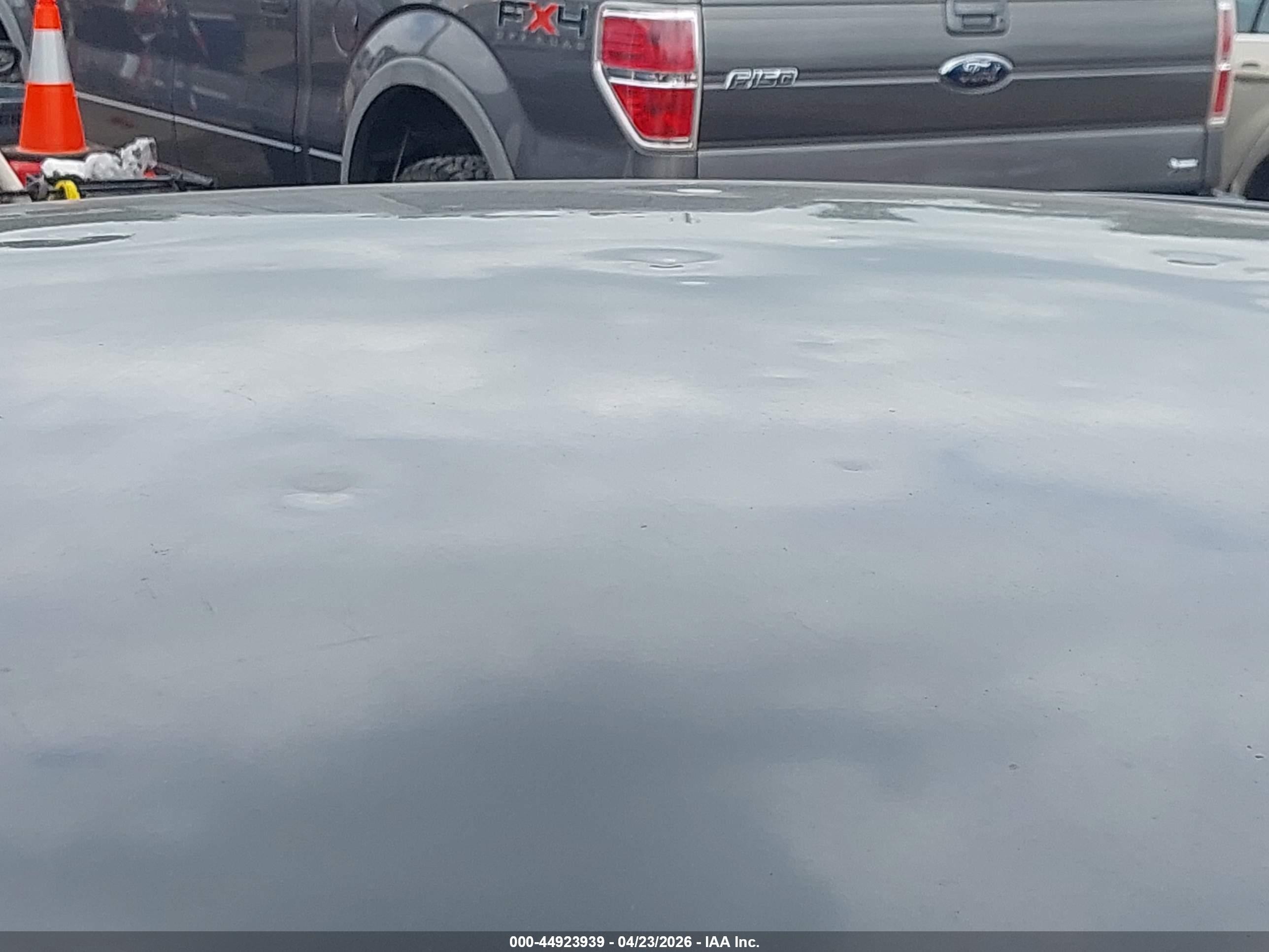 2015 Chevrolet Malibu 1lt Серый vin: 1G11C5SL0FF157235