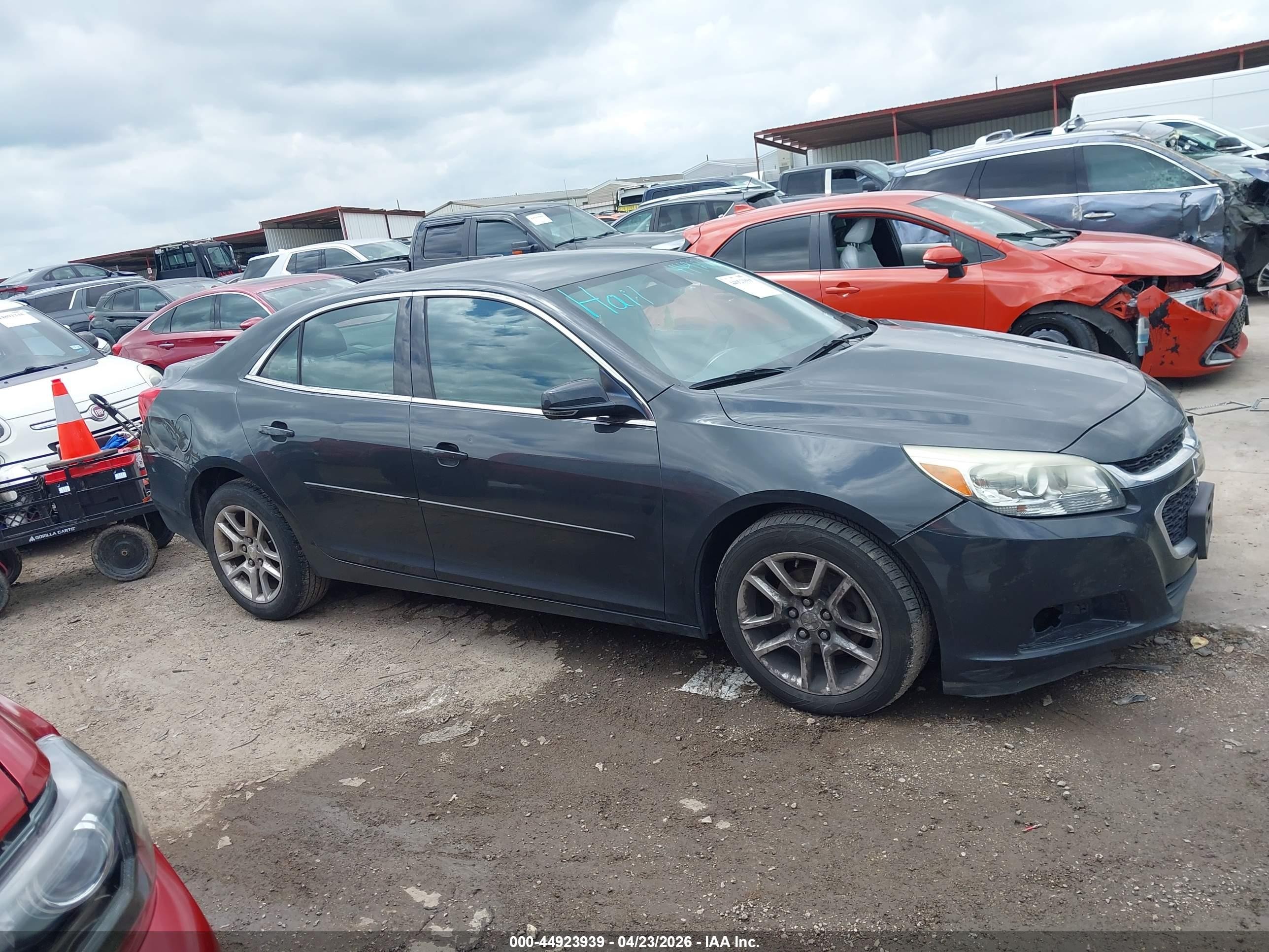 2015 Chevrolet Malibu 1lt Серый vin: 1G11C5SL0FF157235