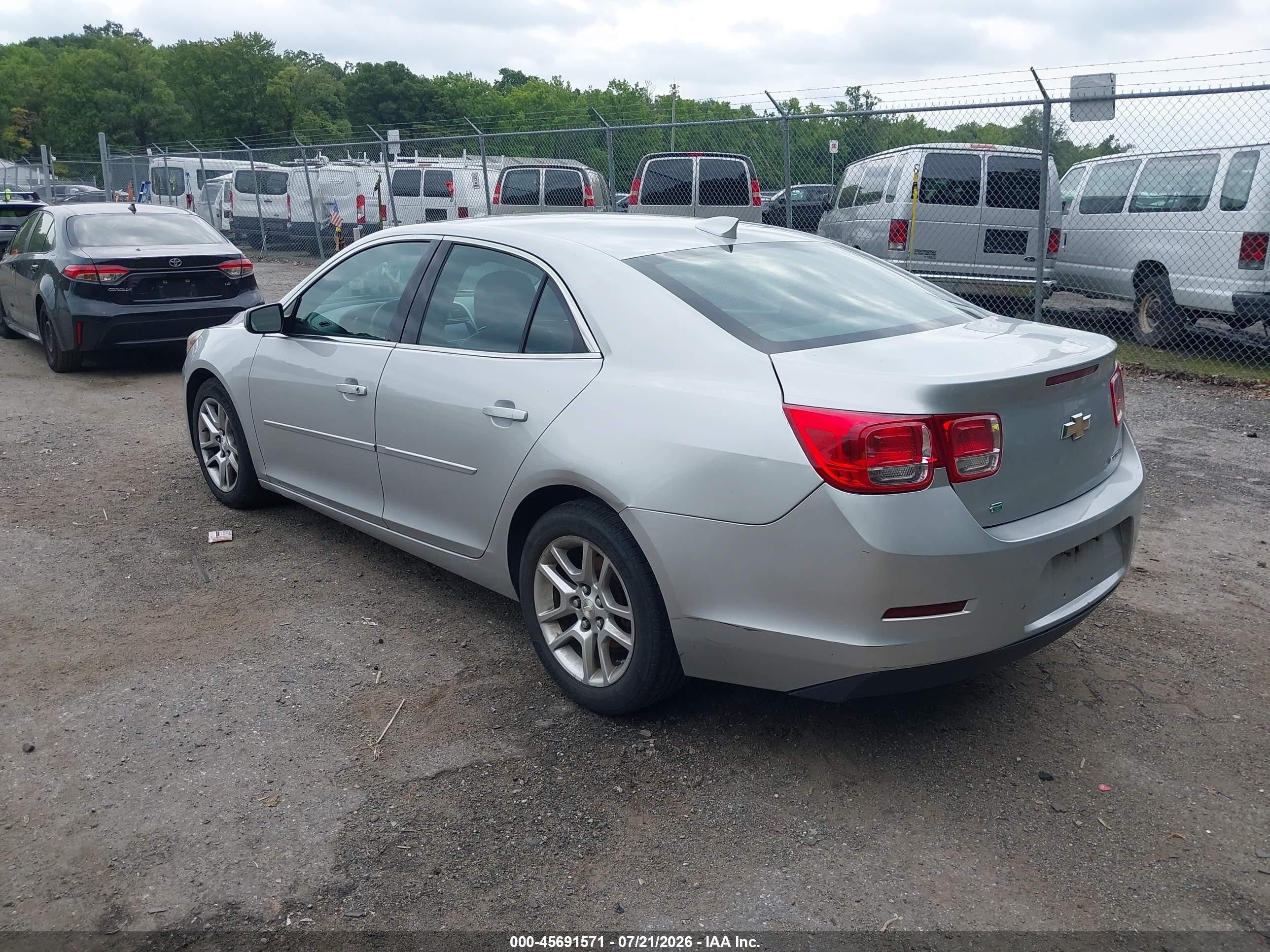 2015 Chevrolet Malibu 1lt Silver vin: 1G11C5SL0FF303021