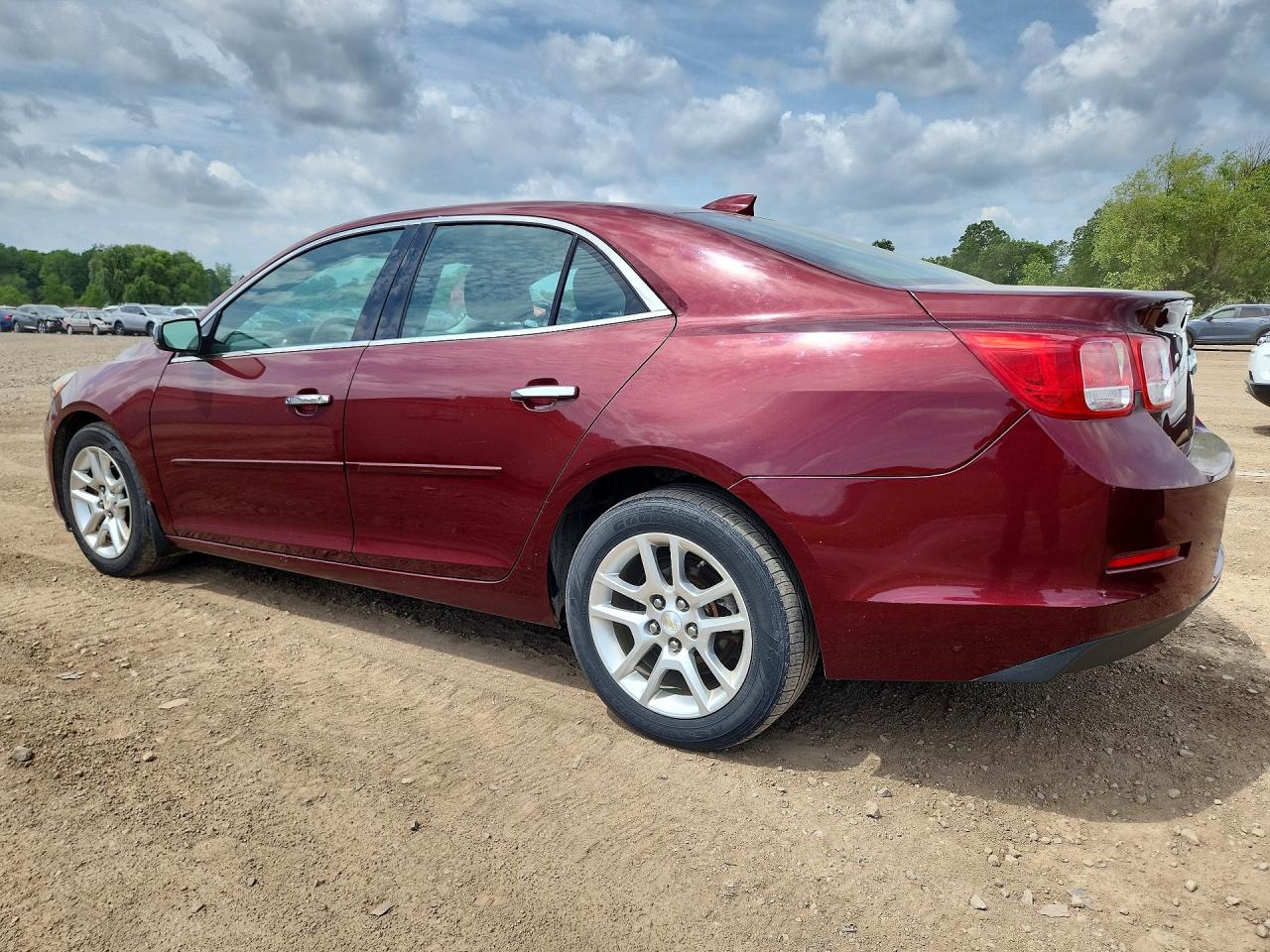 2015 Chevrolet Malibu 1lt Maroon vin: 1G11C5SL0FF353918