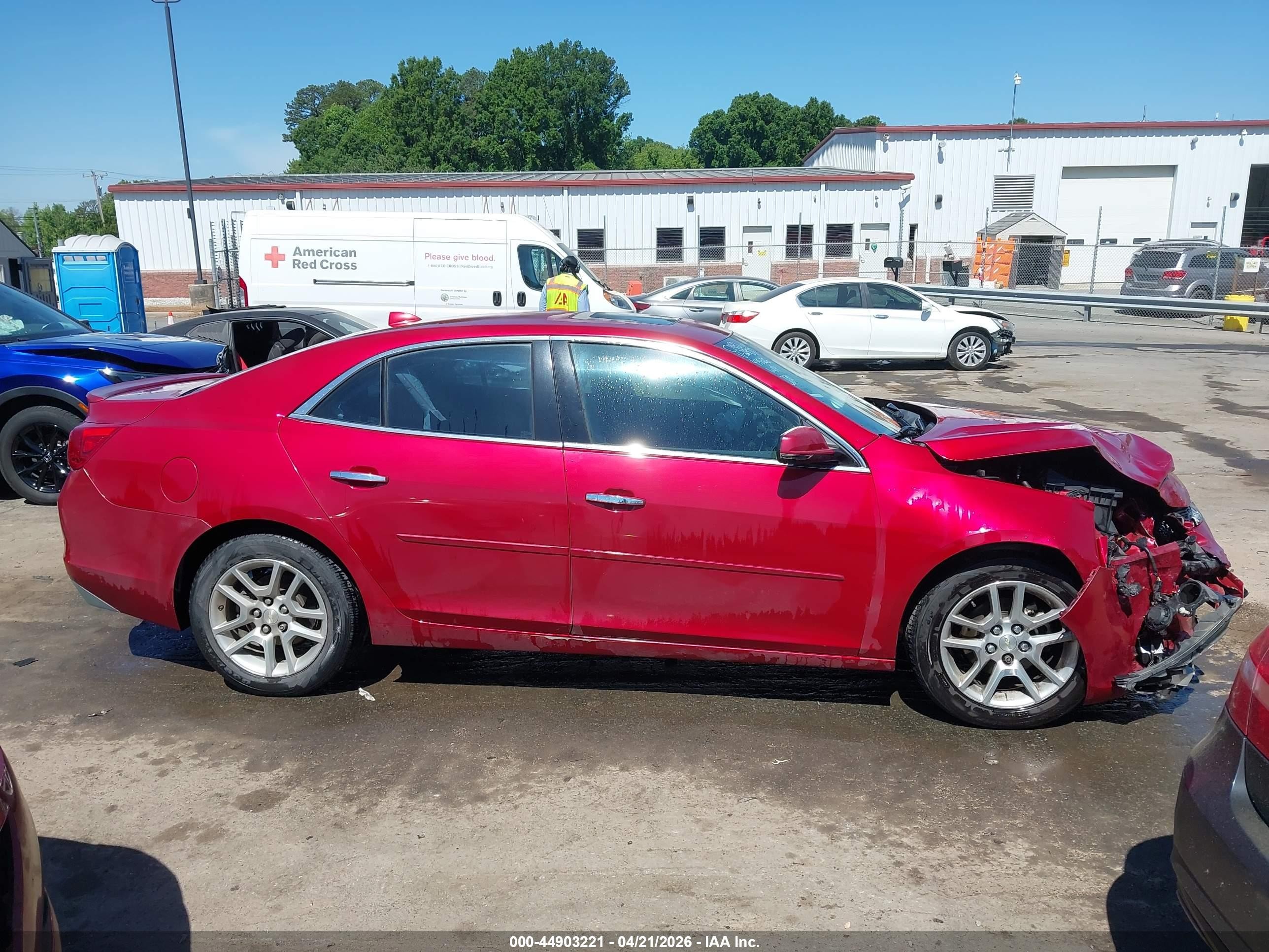 2014 Chevrolet Malibu 1lt Red vin: 1G11C5SL1EF229087