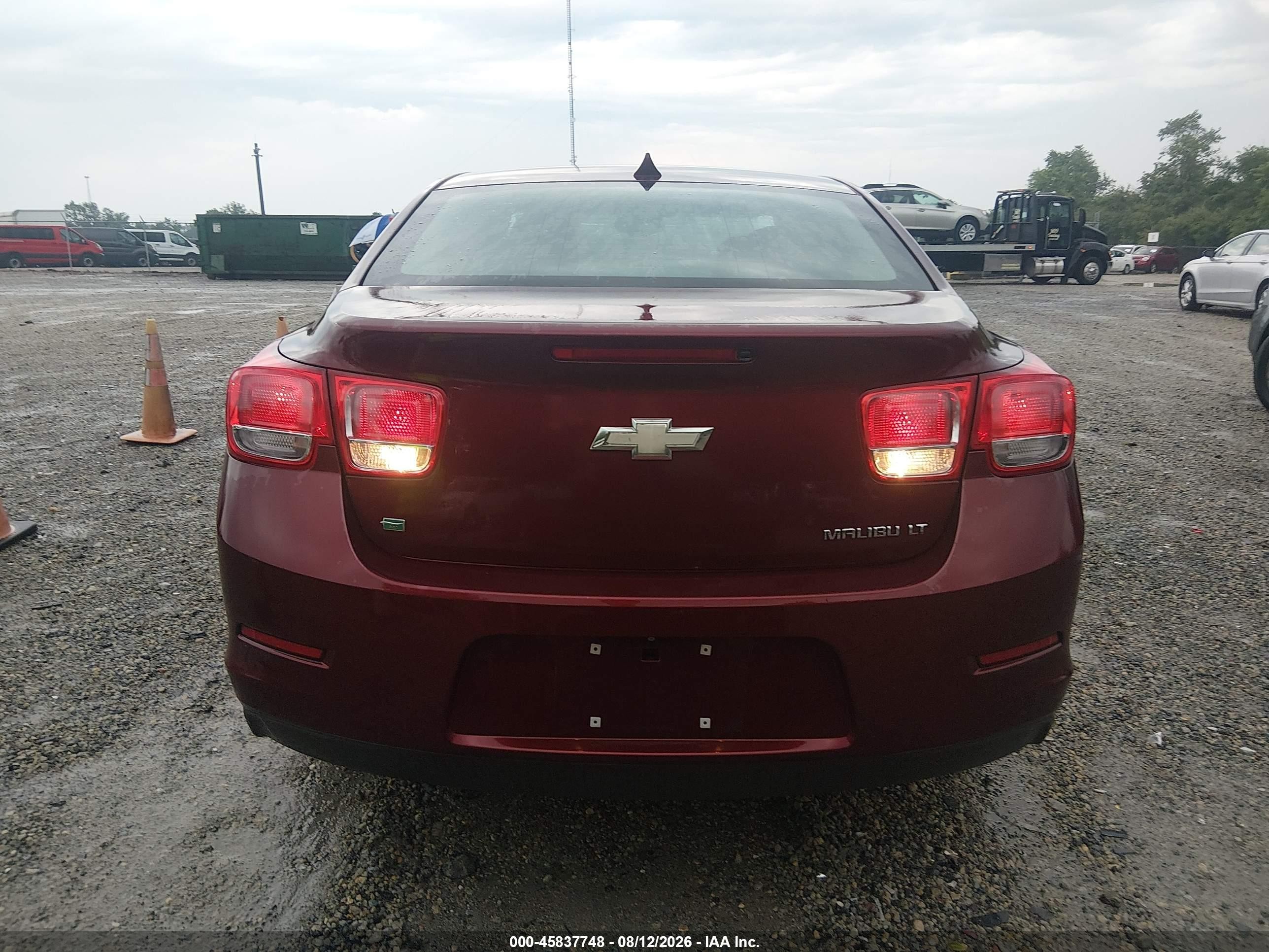 2014 Chevrolet Malibu 1lt Красный vin: 1G11C5SL1EF247539