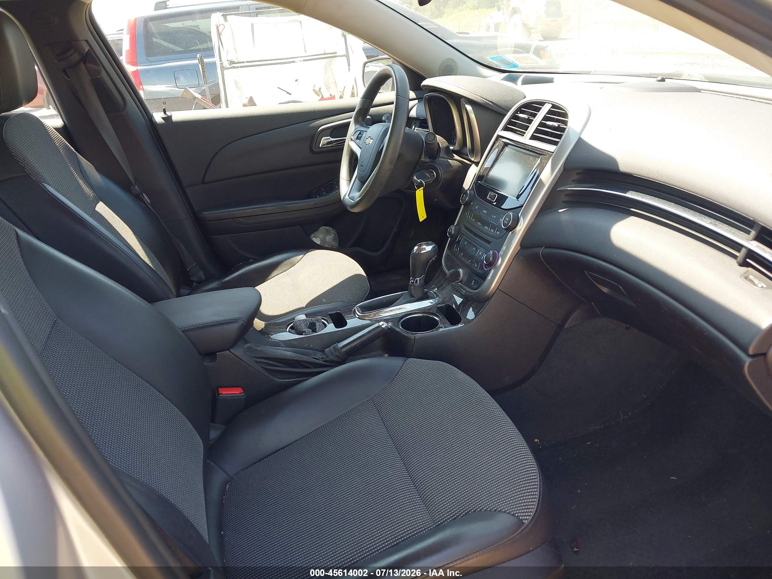2014 Chevrolet Malibu 1lt Silver vin: 1G11C5SL1EF275633