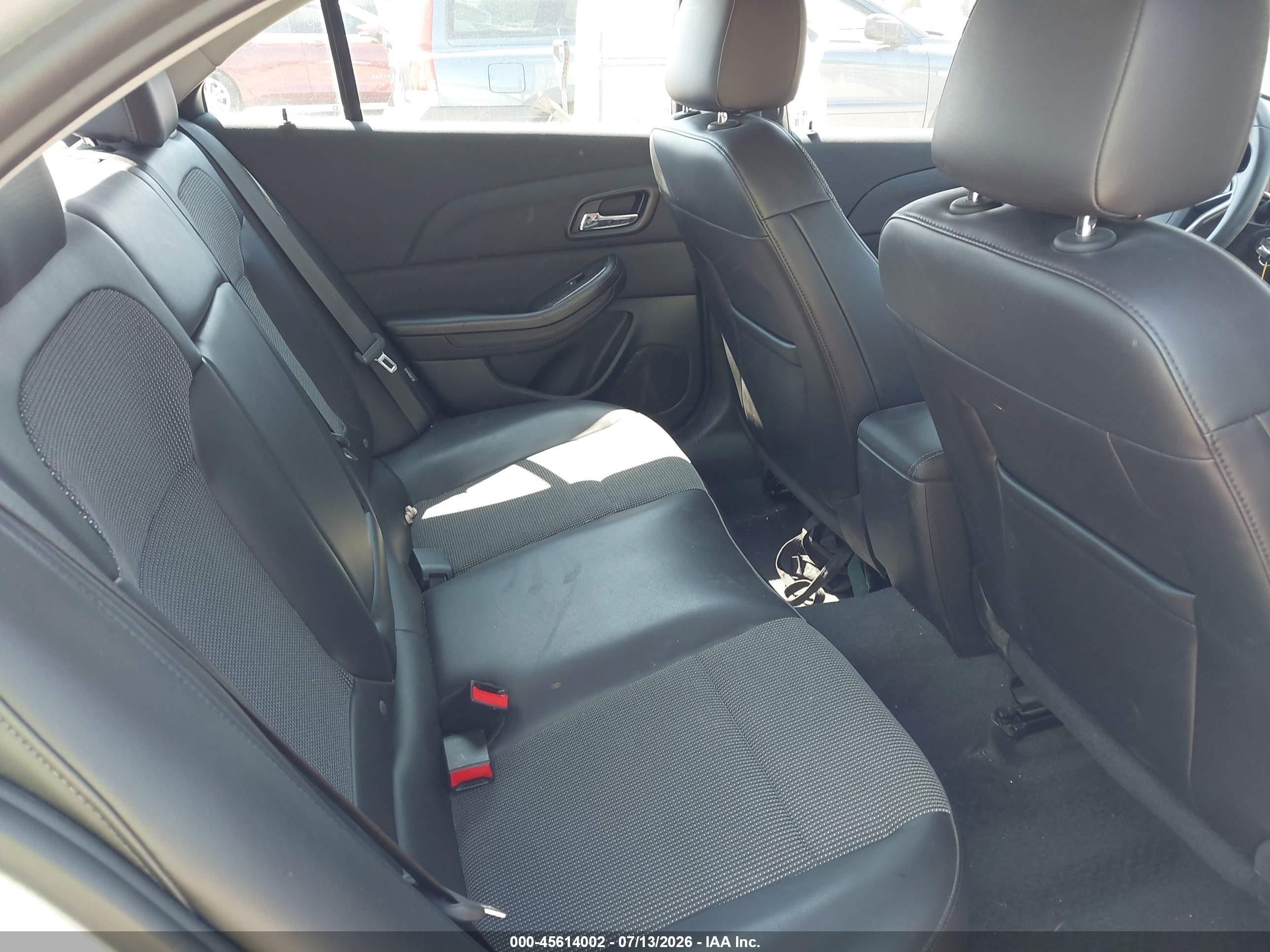 2014 Chevrolet Malibu 1lt Silver vin: 1G11C5SL1EF275633