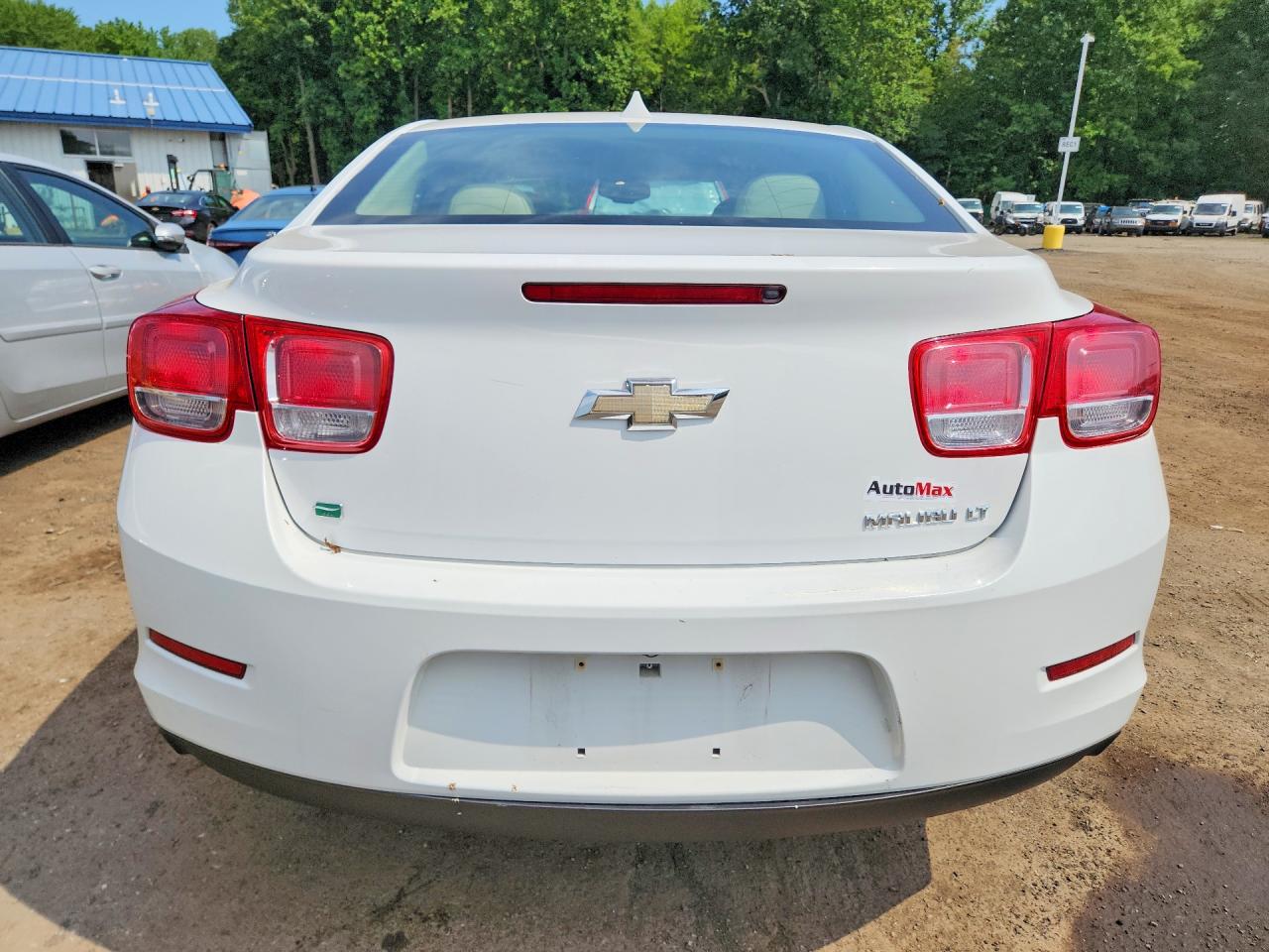 2014 Chevrolet Malibu 1lt White vin: 1G11C5SL1EU158985