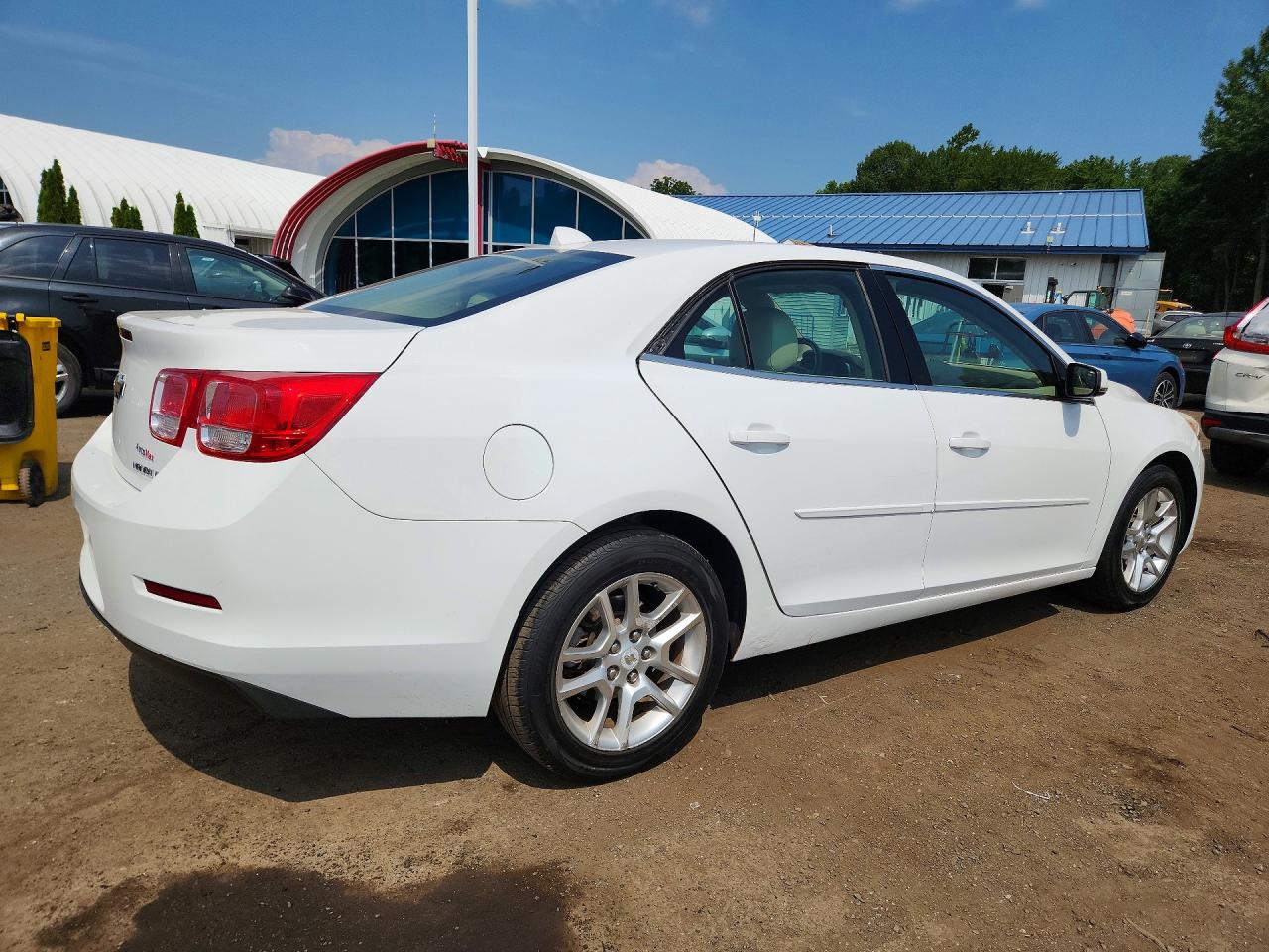 2014 Chevrolet Malibu 1lt White vin: 1G11C5SL1EU158985