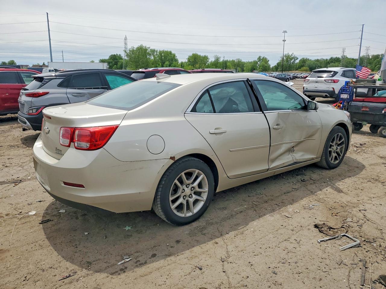 2015 Chevrolet Malibu 1lt Tan vin: 1G11C5SL1FF117603