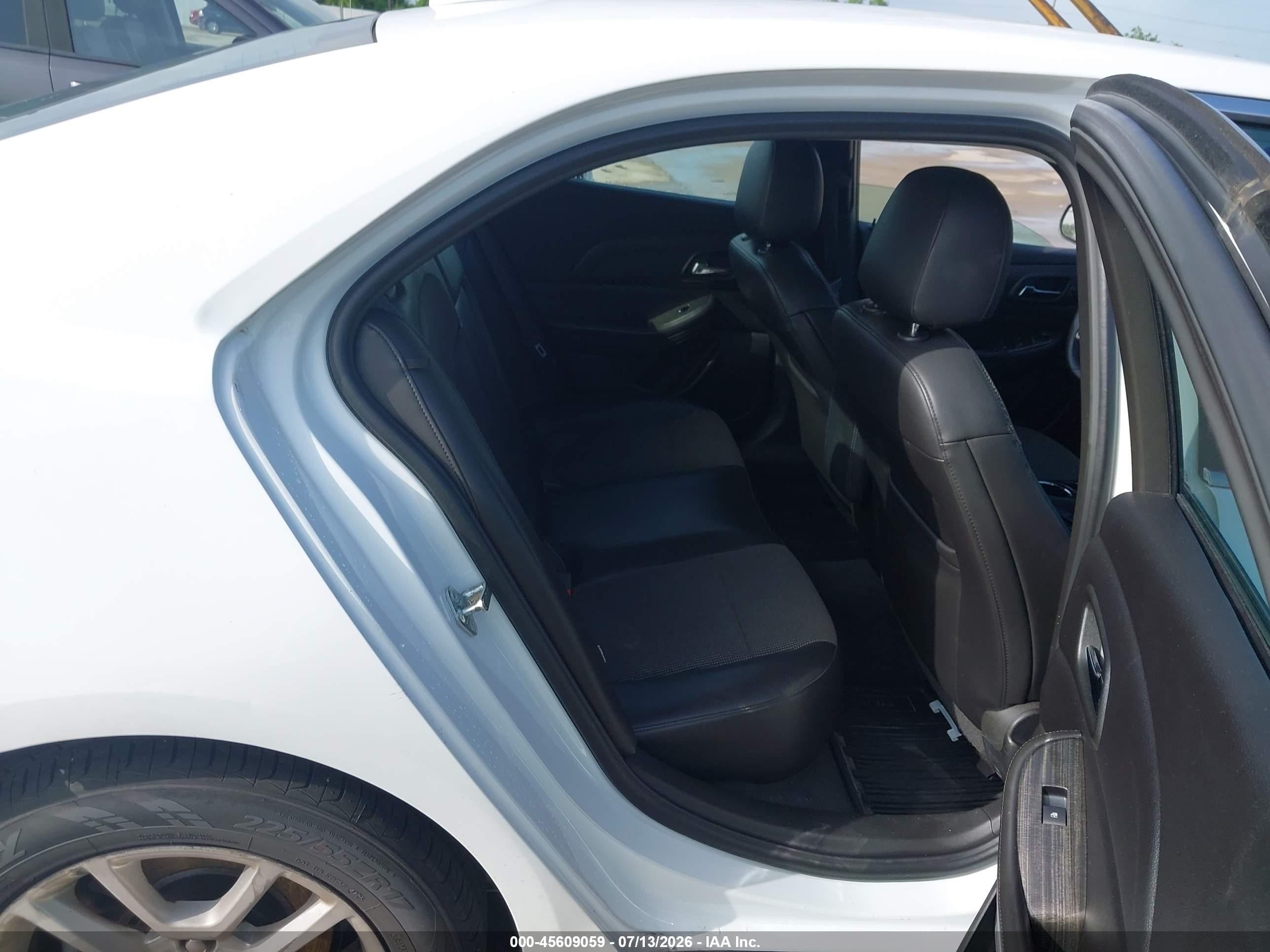 2015 Chevrolet Malibu 1lt White vin: 1G11C5SL1FF234260