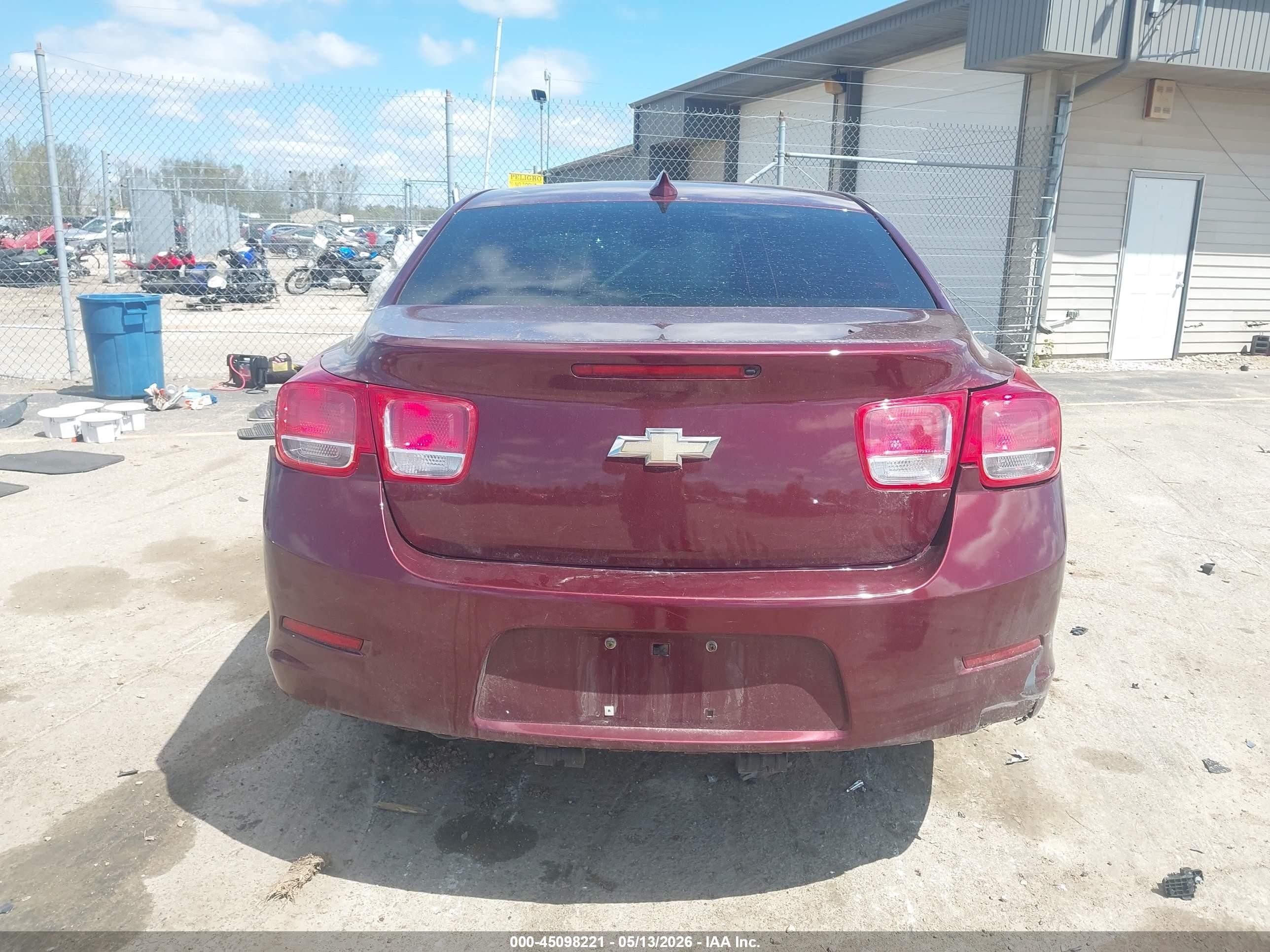 2015 Chevrolet Malibu 1lt Maroon vin: 1G11C5SL1FF274337
