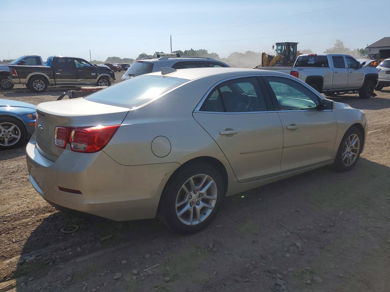 2015 Chevrolet Malibu 1lt Gold vin: 1G11C5SL1FF287833
