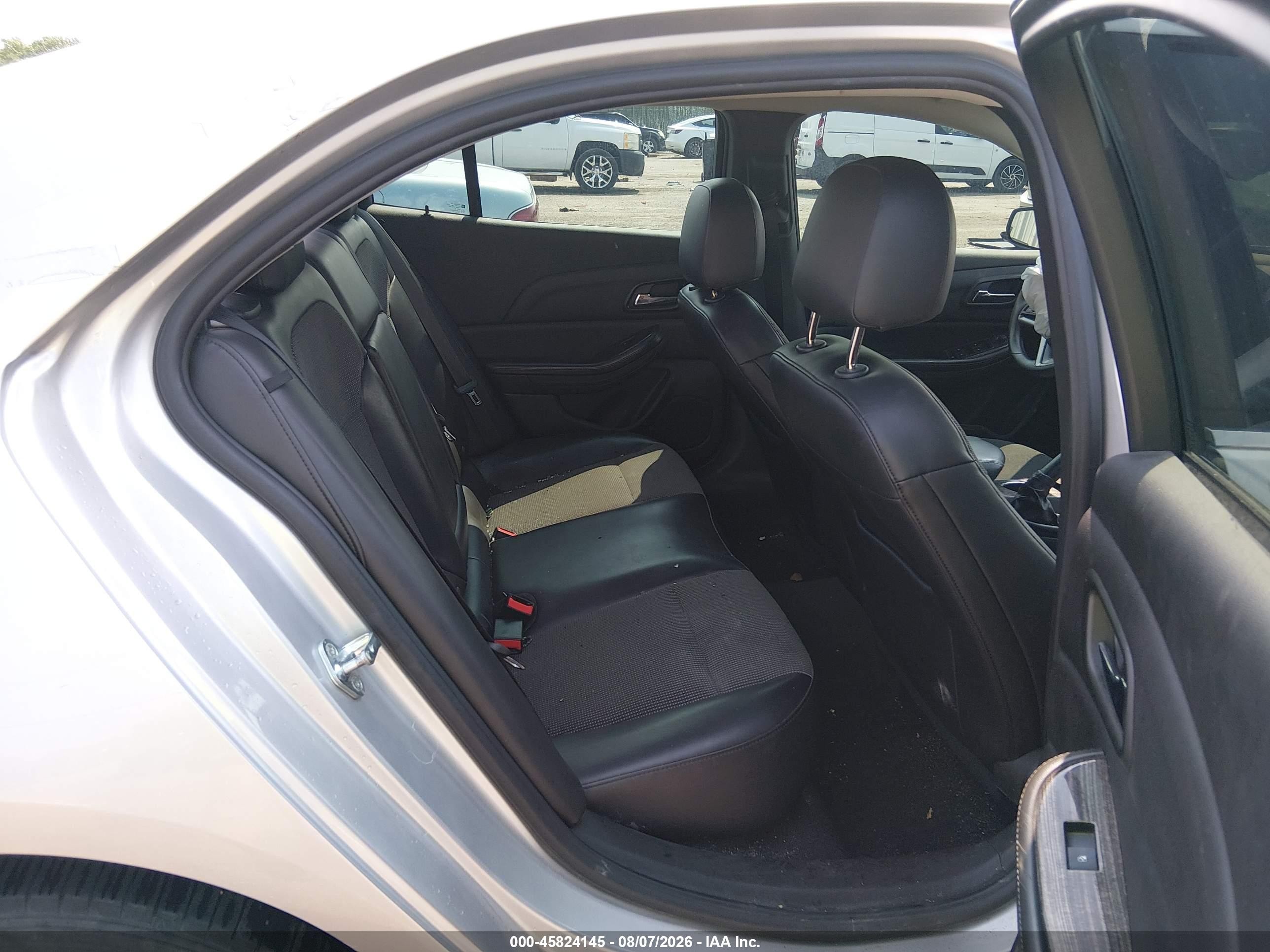 2015 Chevrolet Malibu 1lt Серебряный vin: 1G11C5SL1FF300497