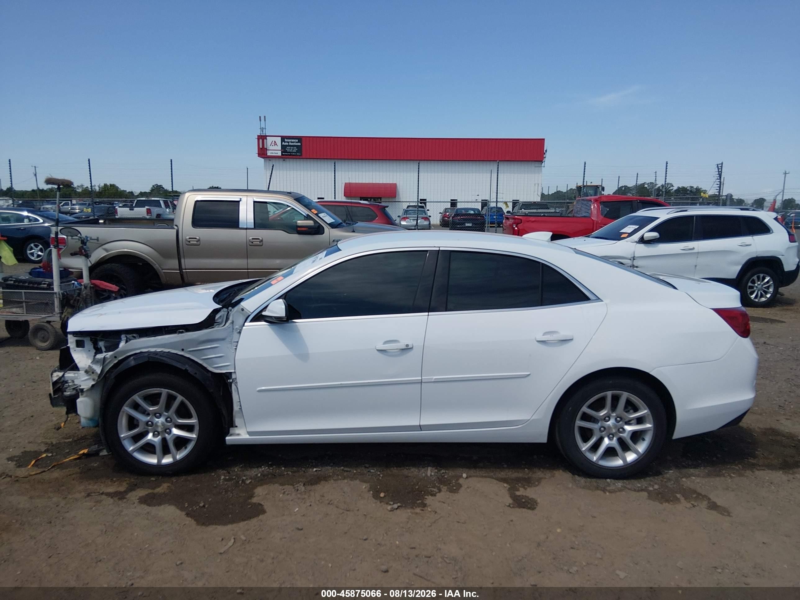 2015 Chevrolet Malibu 1lt White vin: 1G11C5SL1FF316487