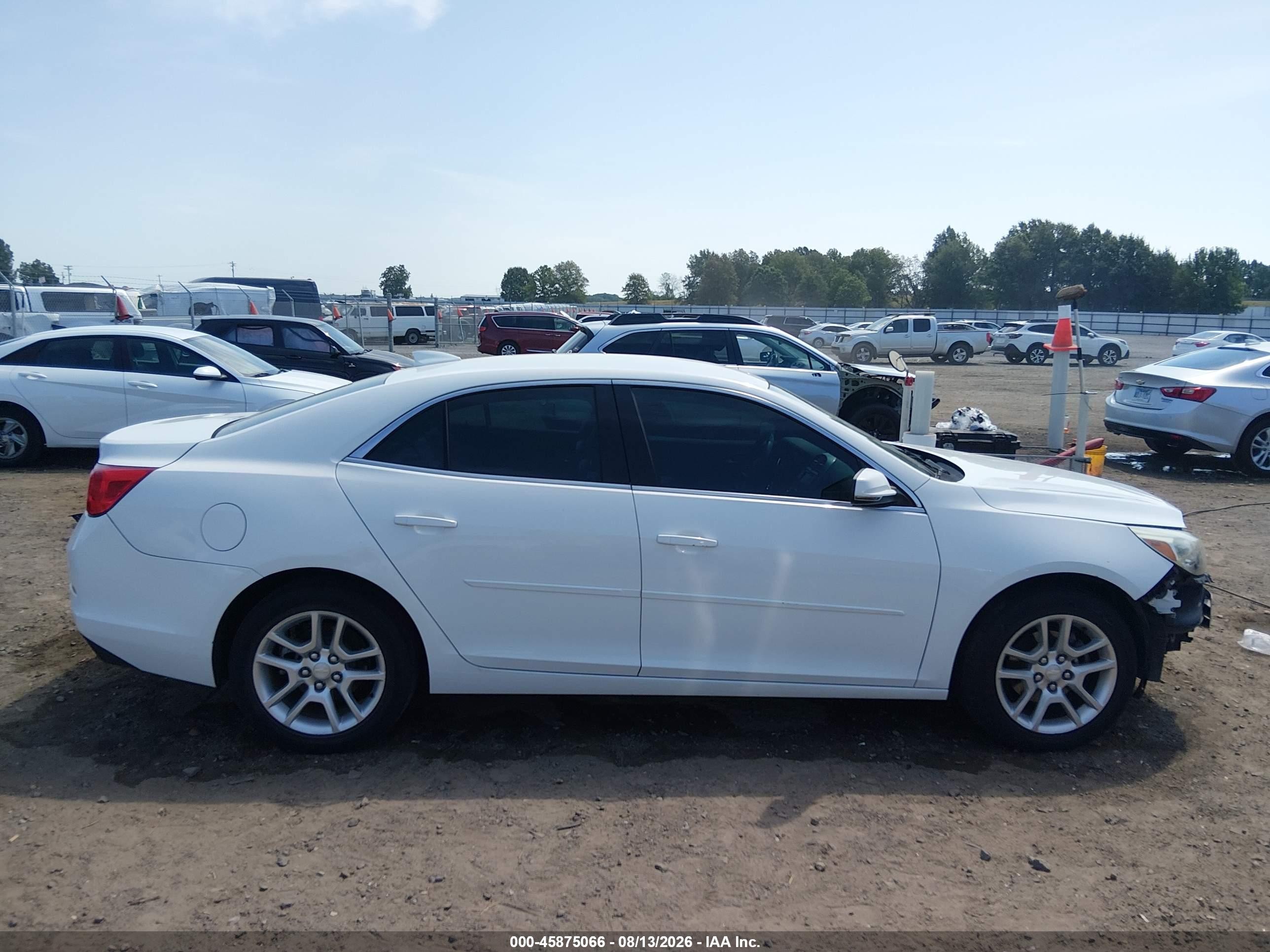 2015 Chevrolet Malibu 1lt White vin: 1G11C5SL1FF316487