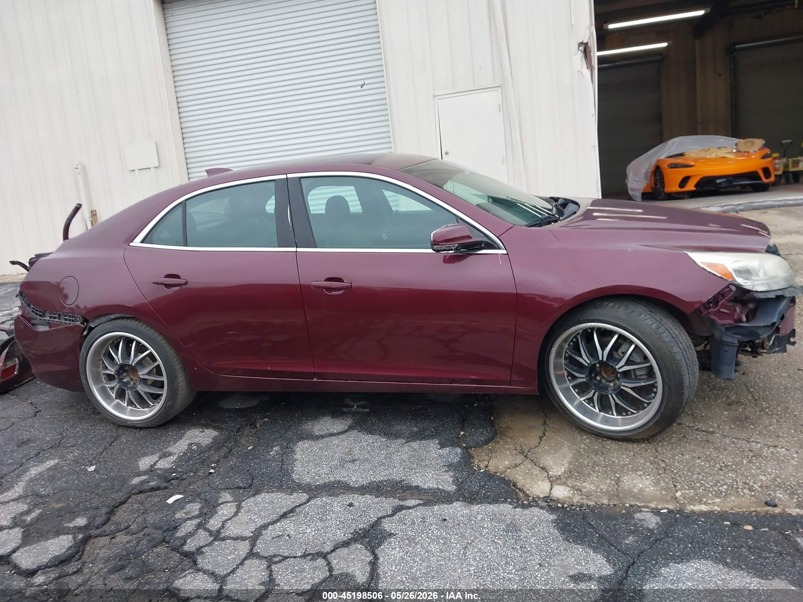 2015 Chevrolet Malibu 1lt Maroon vin: 1G11C5SL1FF346024