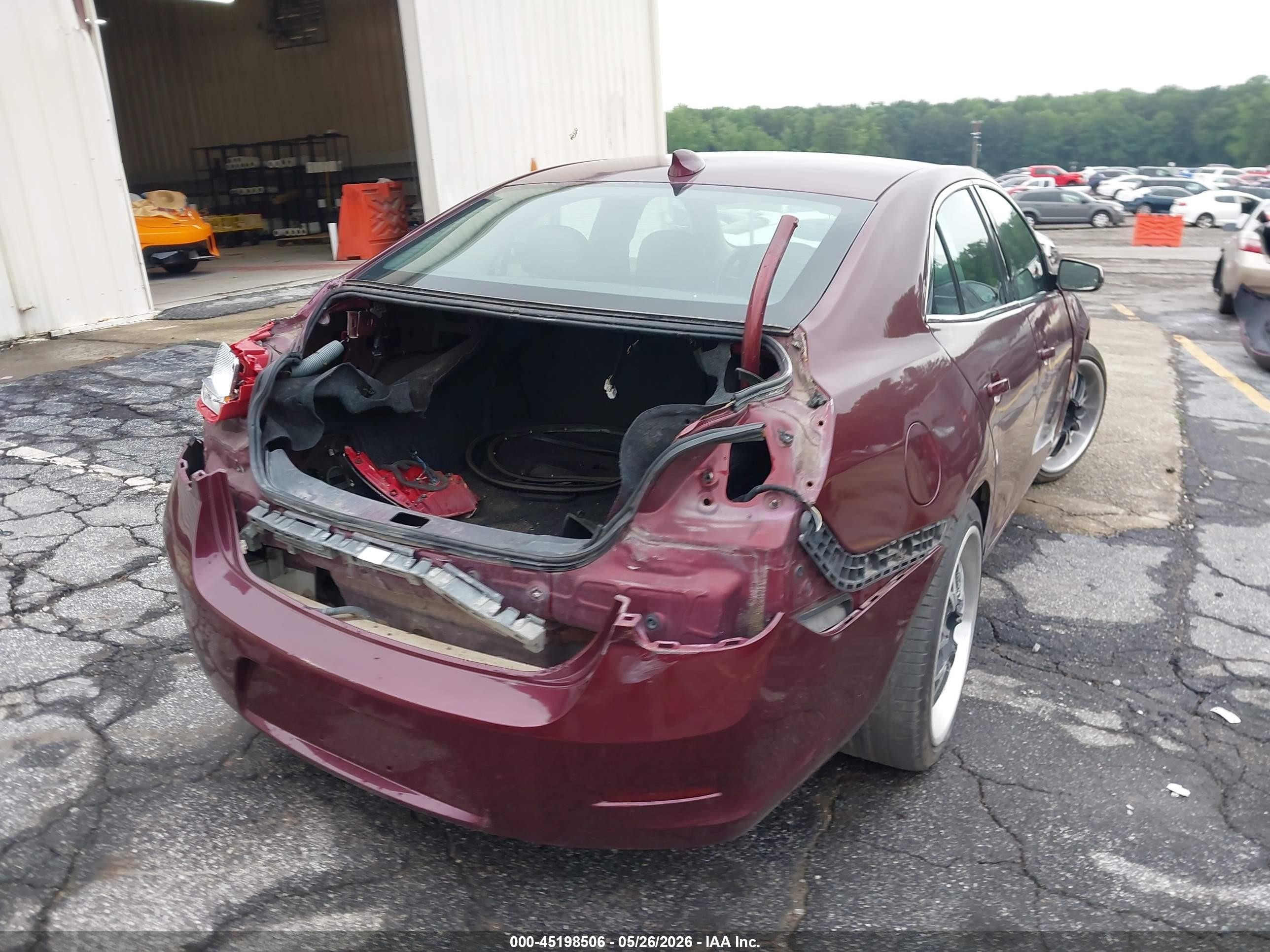 2015 Chevrolet Malibu 1lt Maroon vin: 1G11C5SL1FF346024
