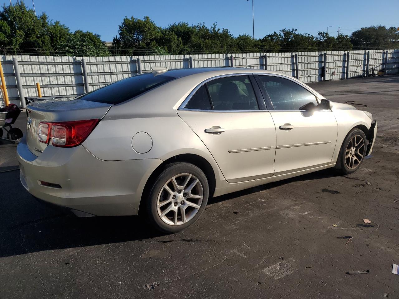 2015 Chevrolet Malibu 1lt Silver vin: 1G11C5SL1FF349229