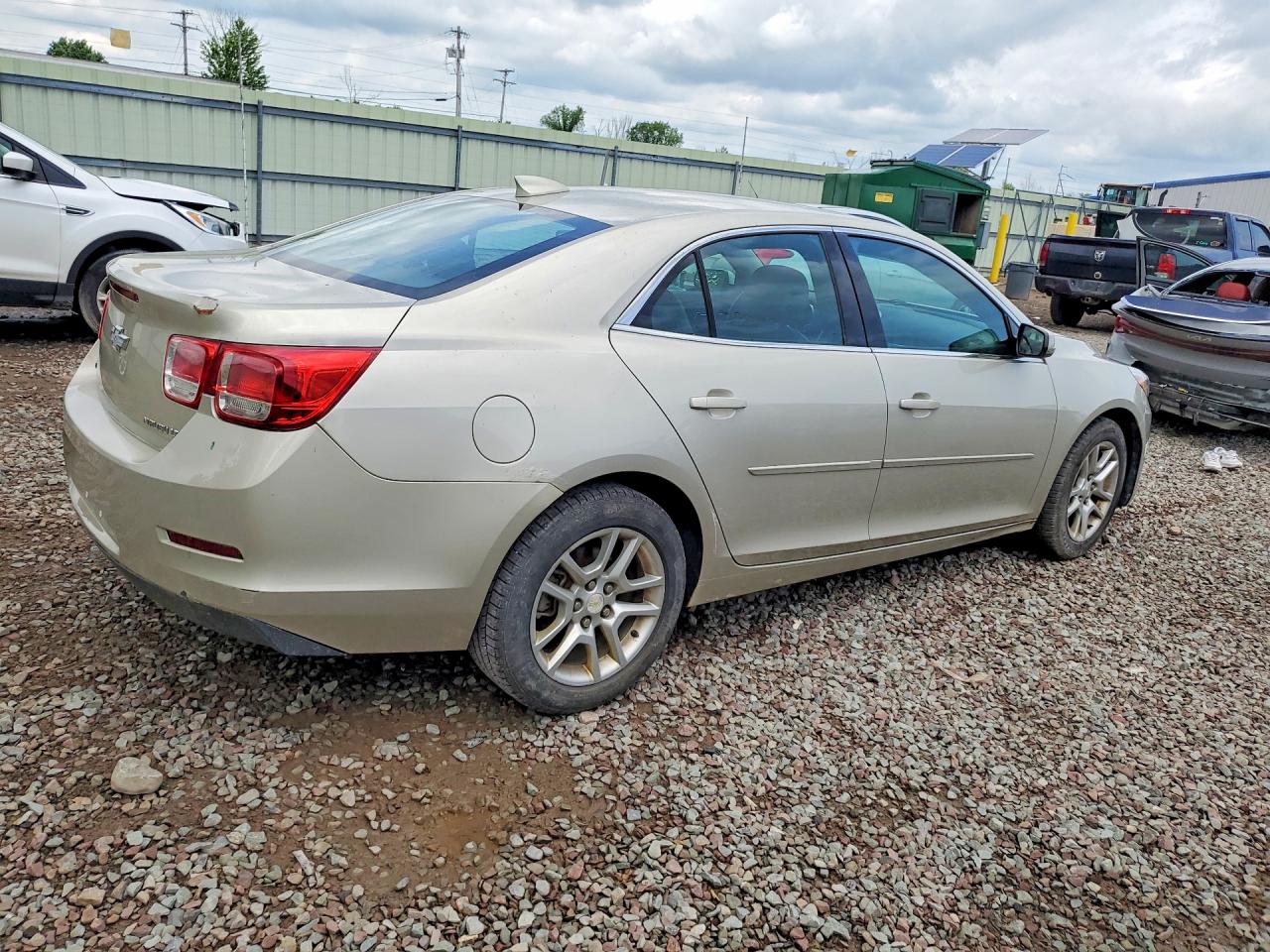 2015 Chevrolet Malibu 1lt Gold vin: 1G11C5SL1FF350901