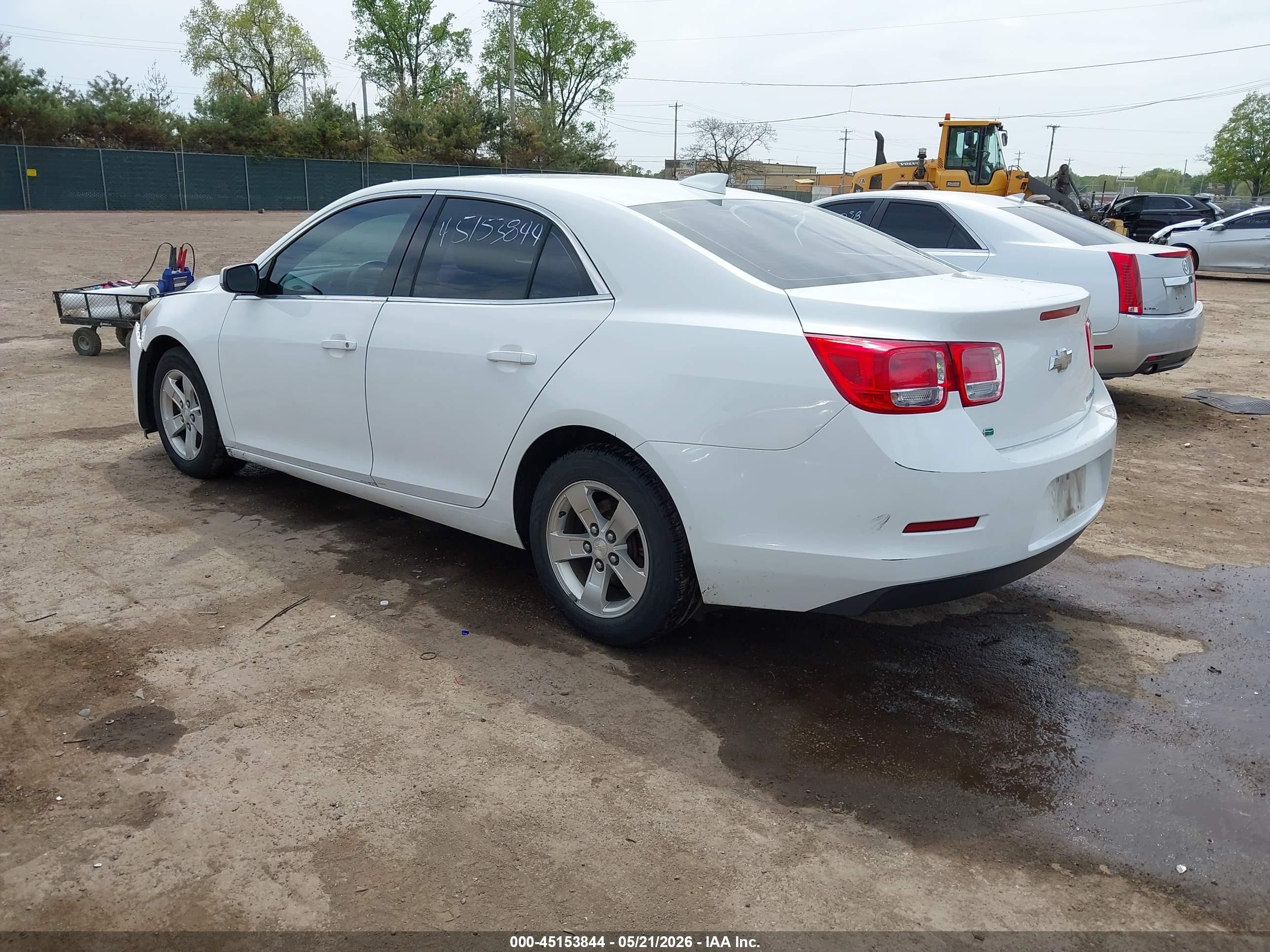 2015 Chevrolet Malibu 1lt Белый vin: 1G11C5SL1FU119041