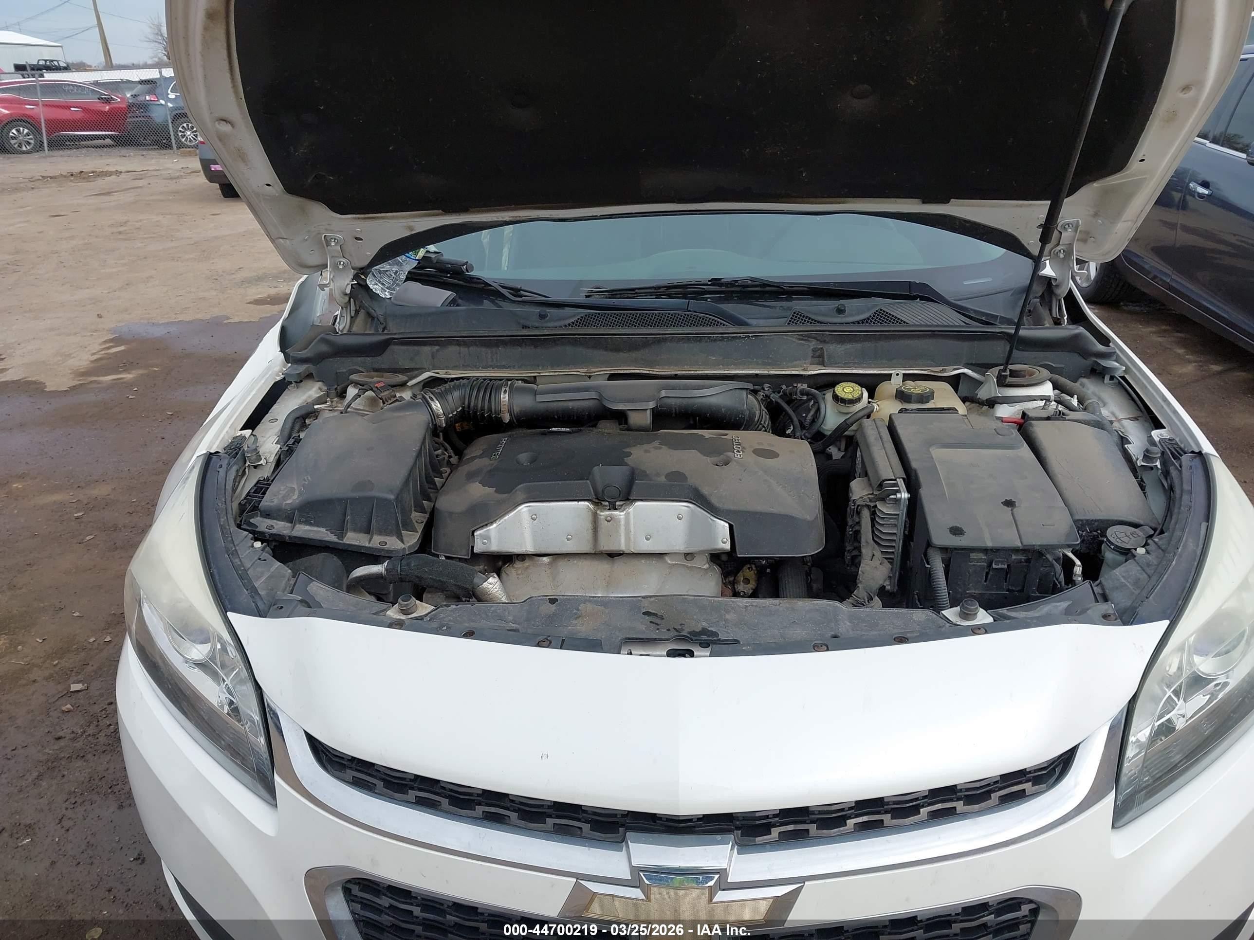 2015 Chevrolet Malibu 1lt Белый vin: 1G11C5SL1FU119931