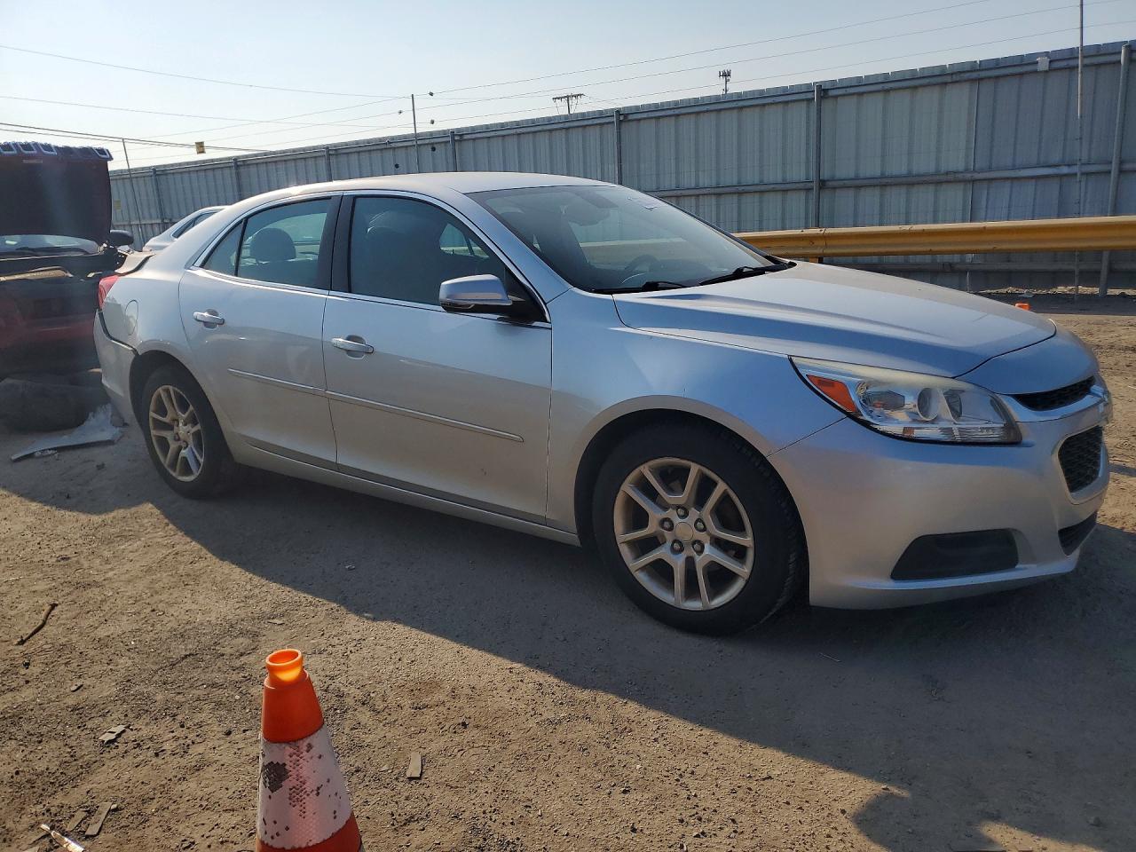 2015 Chevrolet Malibu 1lt Серебряный vin: 1G11C5SL1FU151357