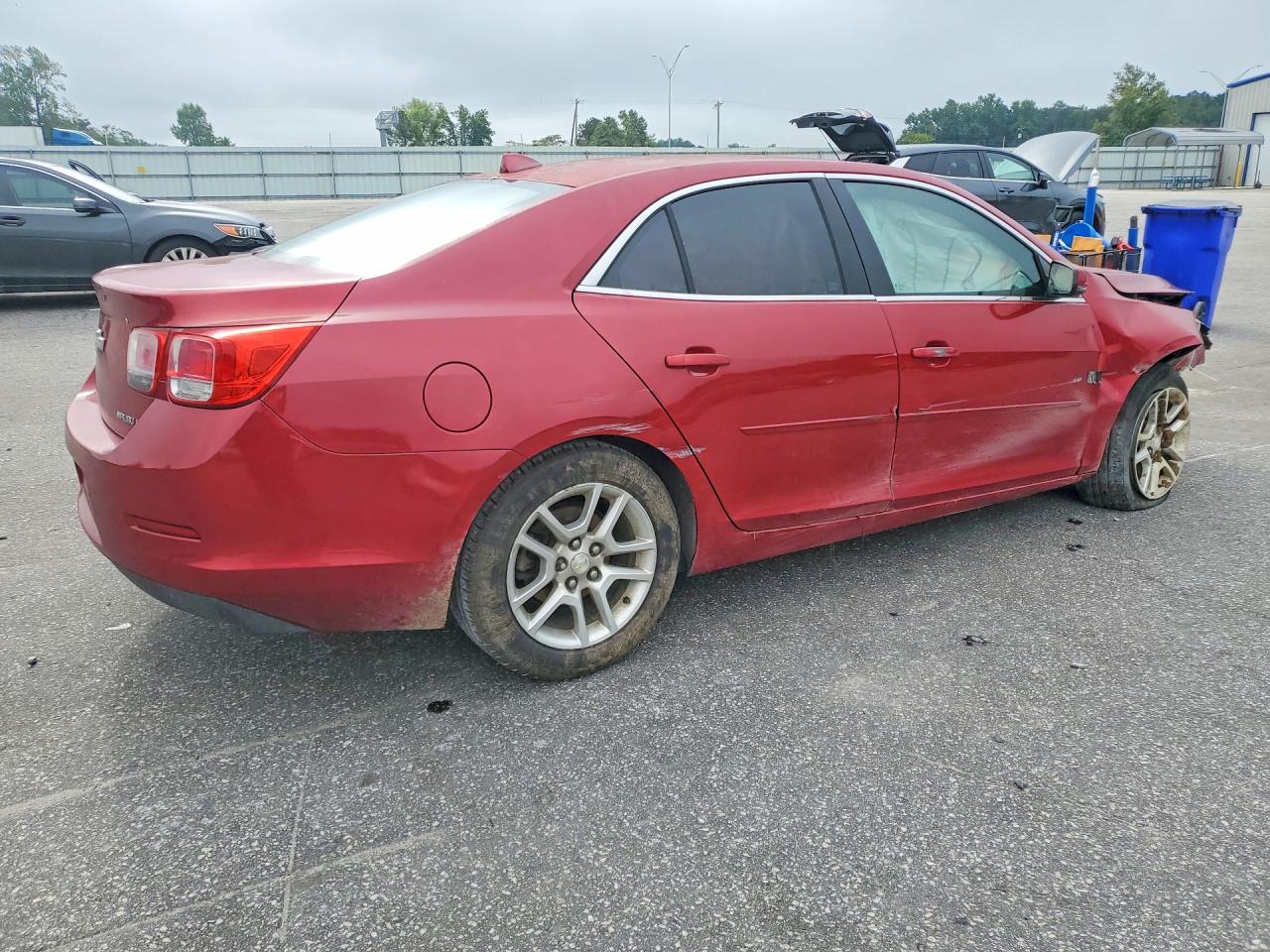 2014 Chevrolet Malibu 1lt Red vin: 1G11C5SL2EF105829