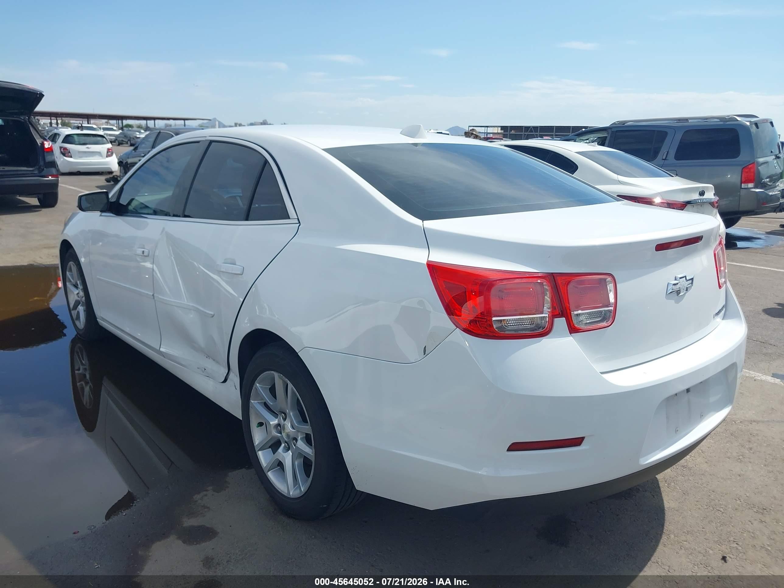 2014 Chevrolet Malibu 1lt White vin: 1G11C5SL2EF139317