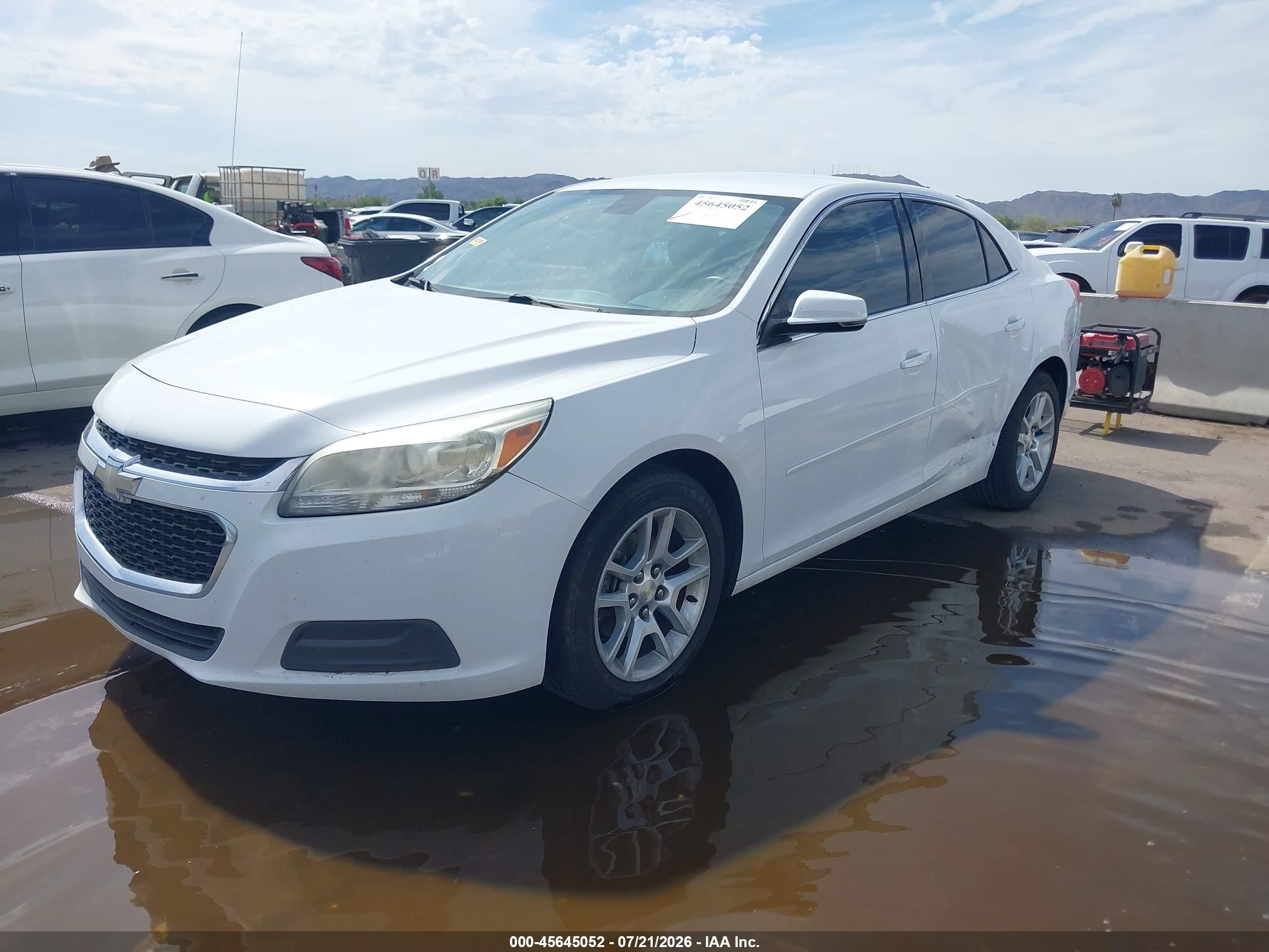 2014 Chevrolet Malibu 1lt White vin: 1G11C5SL2EF139317