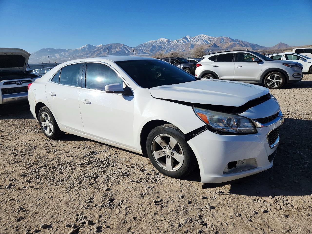 2014 Chevrolet Malibu 1lt White vin: 1G11C5SL2EF187612