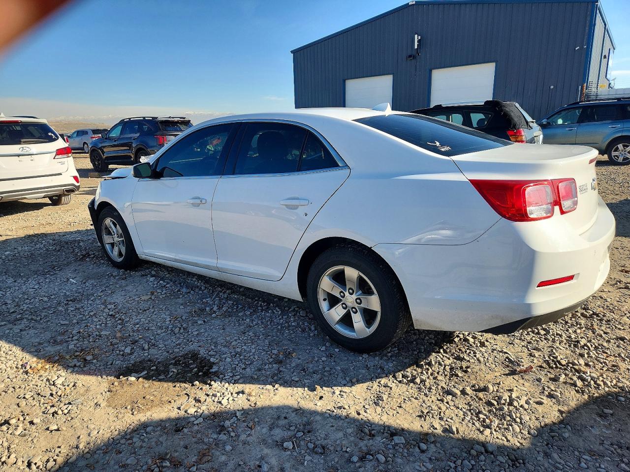 2014 Chevrolet Malibu 1lt White vin: 1G11C5SL2EF187612