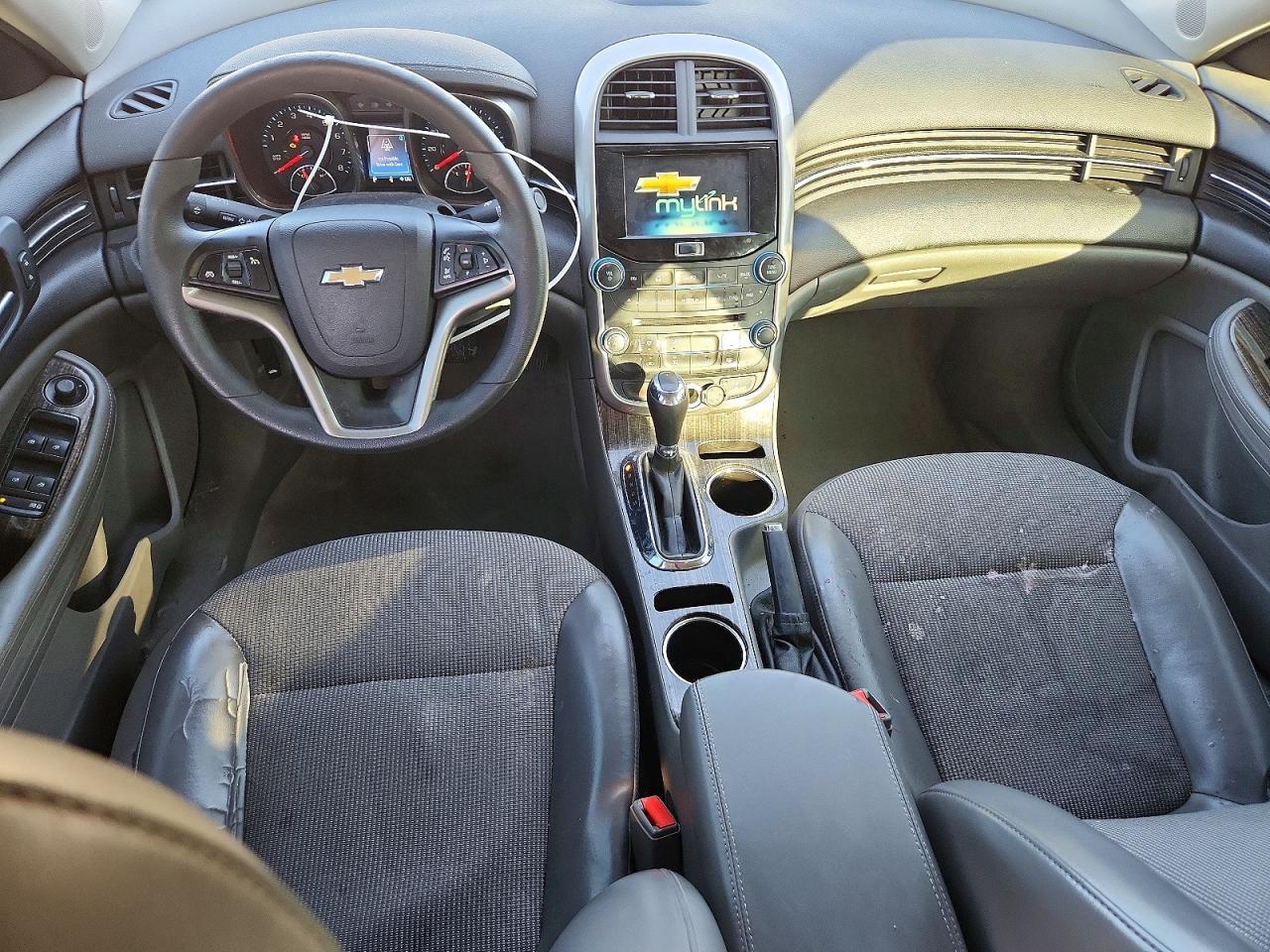 2014 Chevrolet Malibu 1lt White vin: 1G11C5SL2EF187612