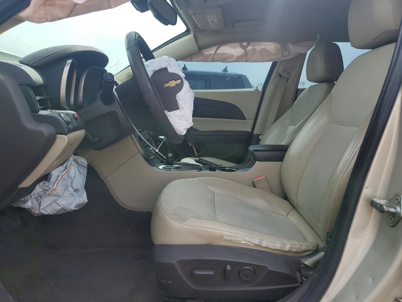 2014 Chevrolet Malibu 1lt Gold vin: 1G11C5SL2EF201900