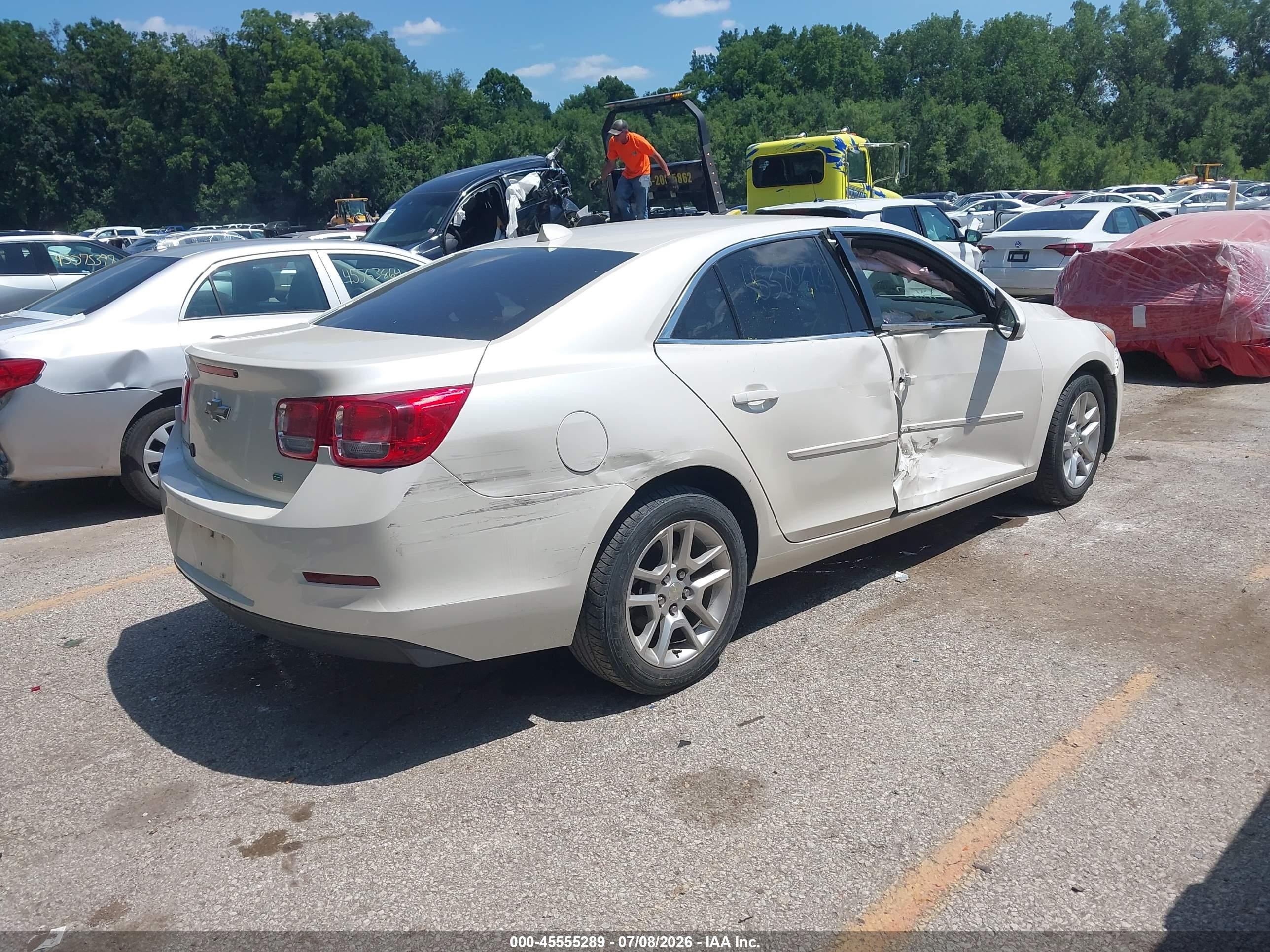 2014 Chevrolet Malibu 1lt White vin: 1G11C5SL2EF288827