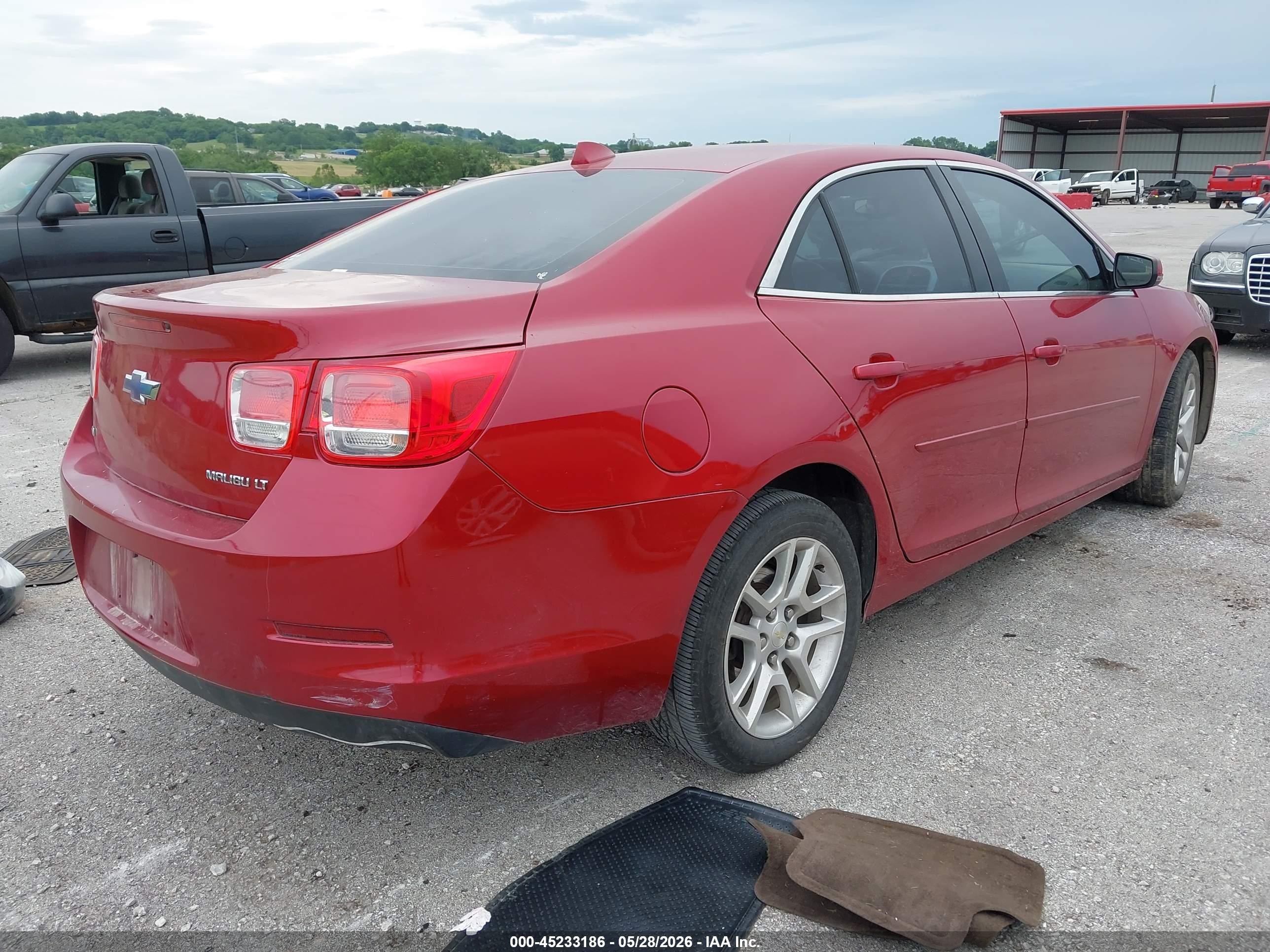2014 Chevrolet Malibu 1lt Red vin: 1G11C5SL2EF291615