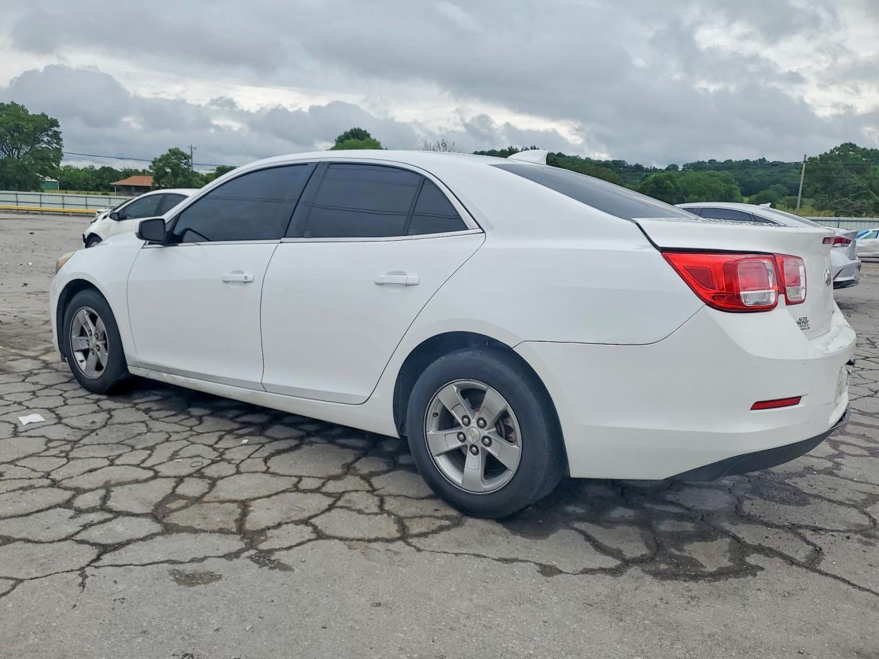 2015 Chevrolet Malibu 1lt White vin: 1G11C5SL2FF133759