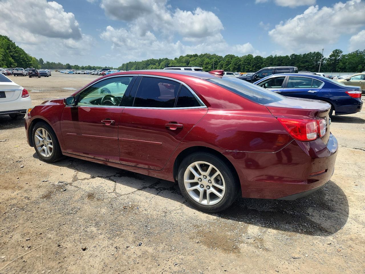 2015 Chevrolet Malibu 1lt Бордовый vin: 1G11C5SL2FF185814