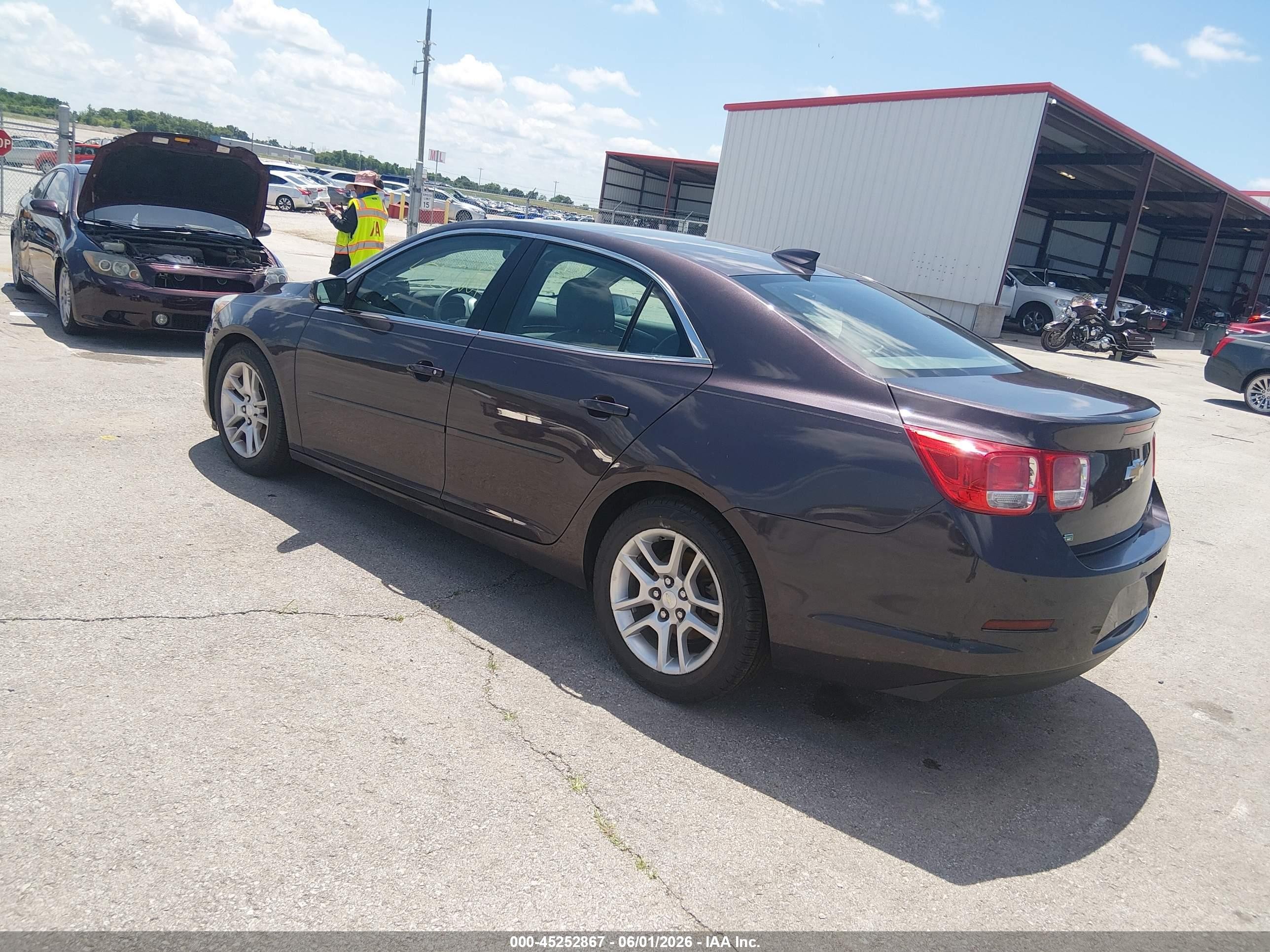 2015 Chevrolet Malibu 1lt Purple vin: 1G11C5SL2FF198479