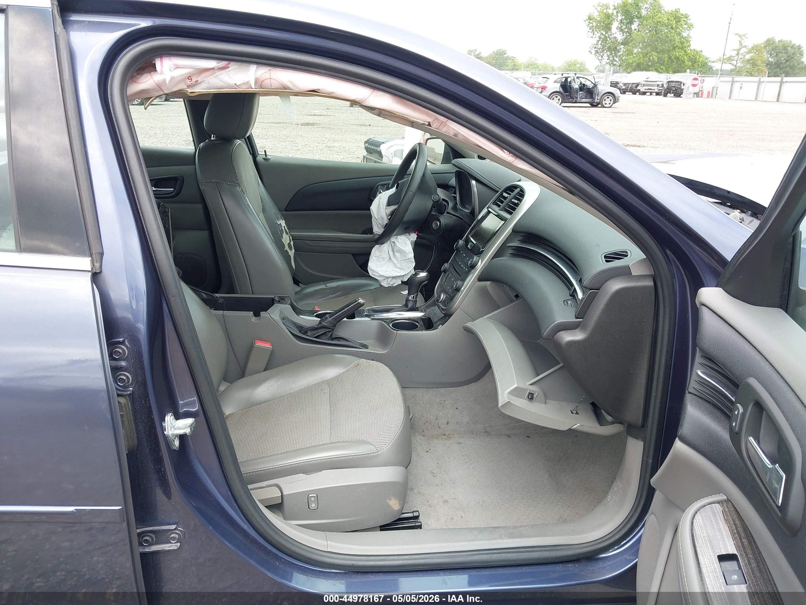 2015 Chevrolet Malibu 1lt Blue vin: 1G11C5SL2FF234204