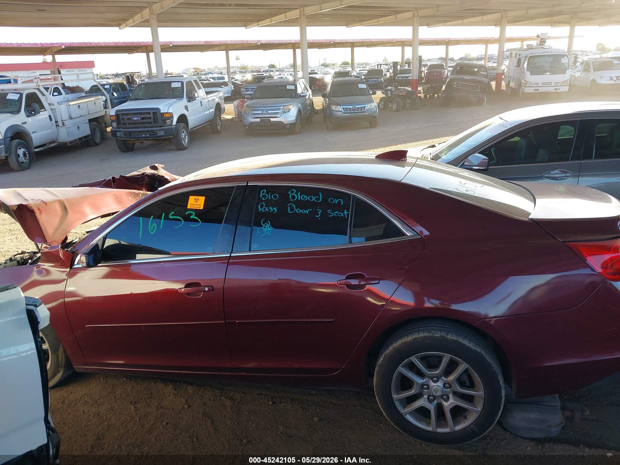 2015 Chevrolet Malibu 1lt Красный vin: 1G11C5SL2FF340152