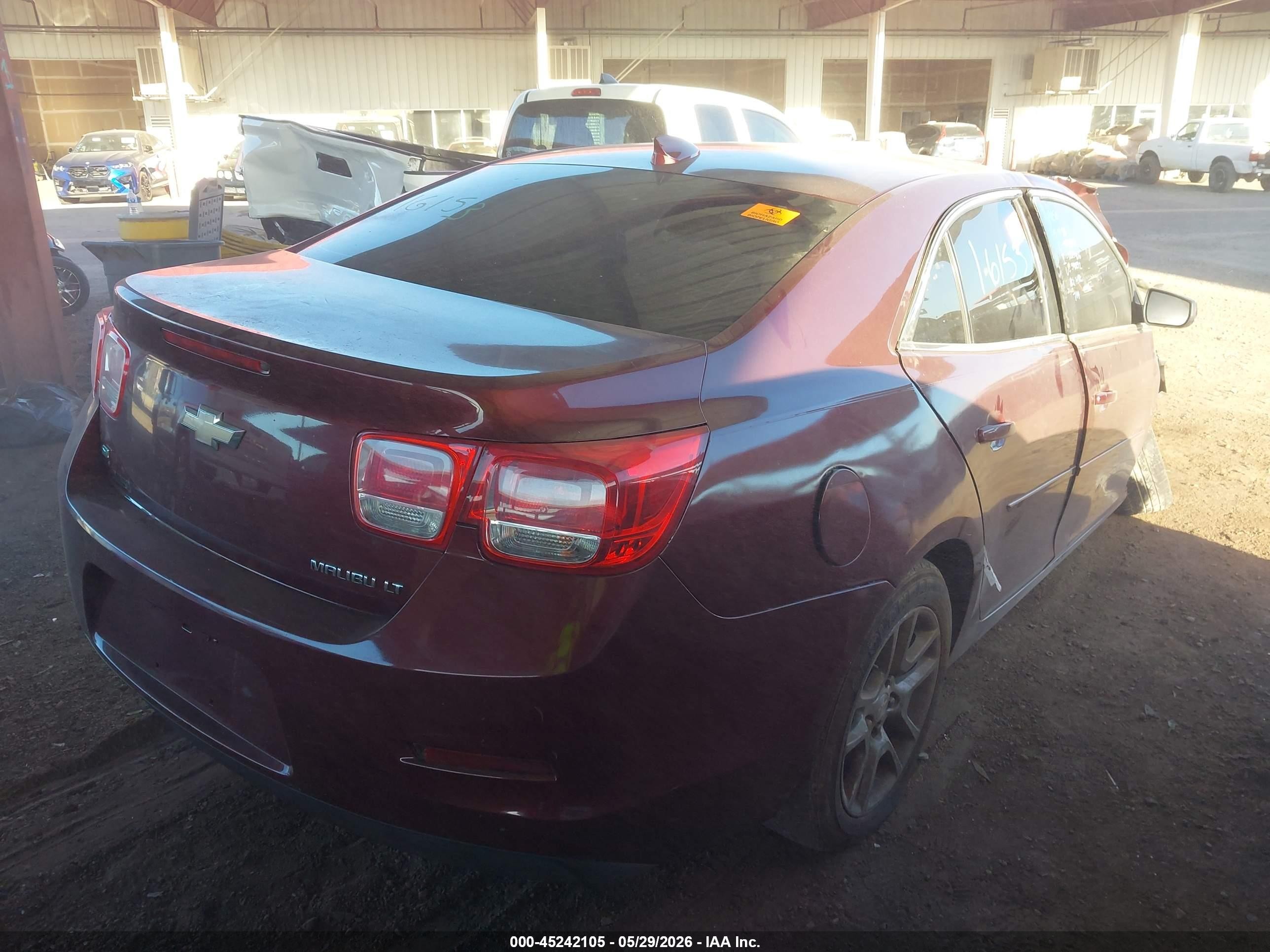 2015 Chevrolet Malibu 1lt Красный vin: 1G11C5SL2FF340152