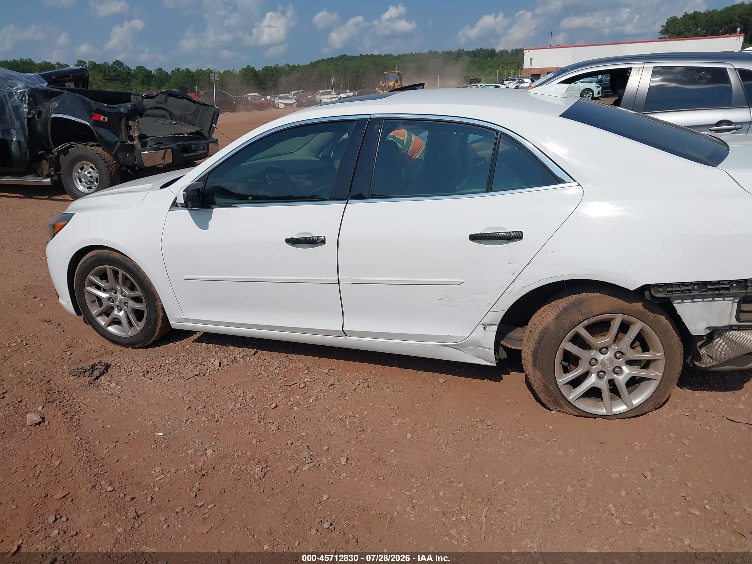 2015 Chevrolet Malibu 1lt White vin: 1G11C5SL2FF346615