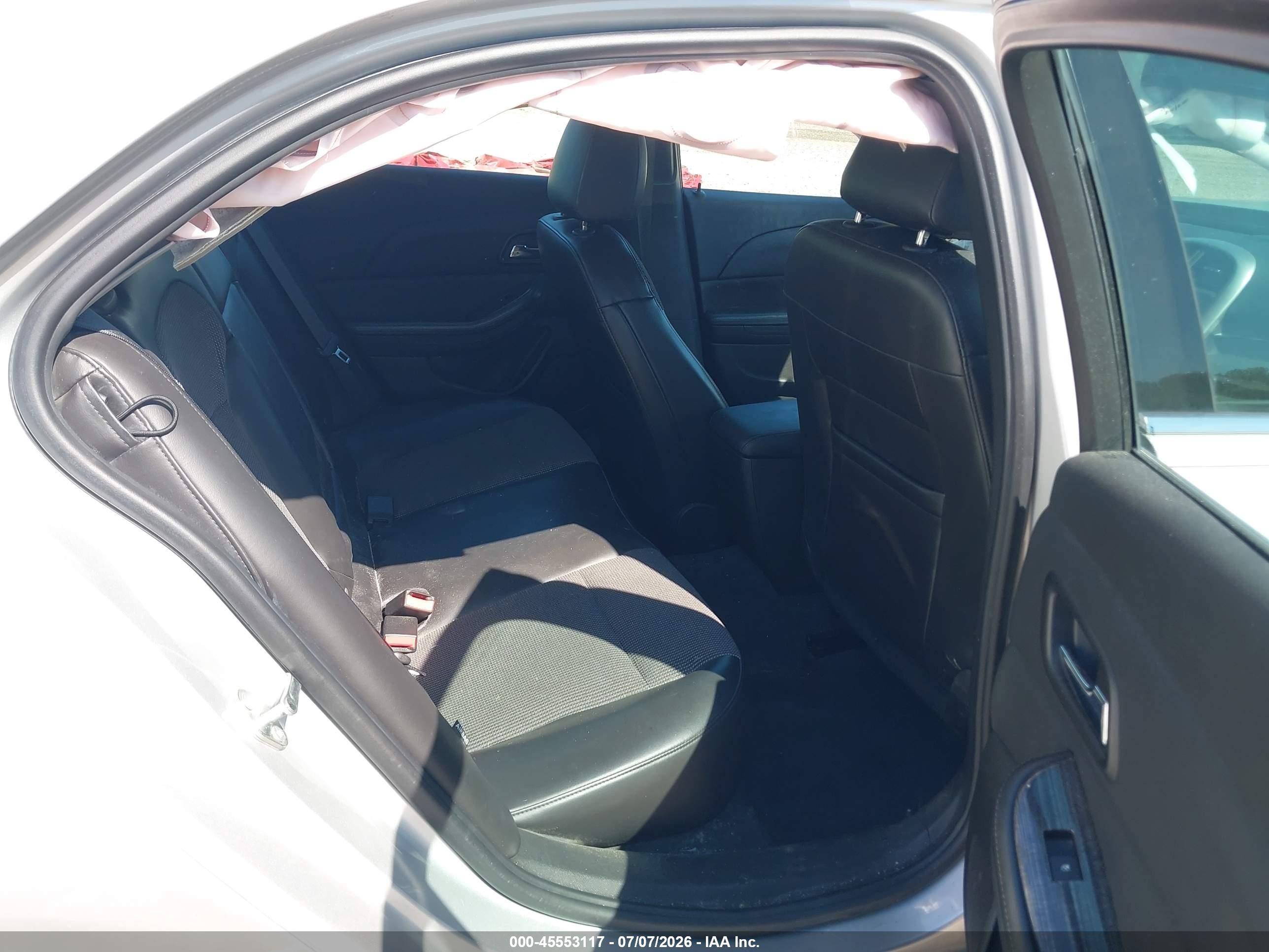 2014 Chevrolet Malibu 1lt Серебряный vin: 1G11C5SL3EF187666