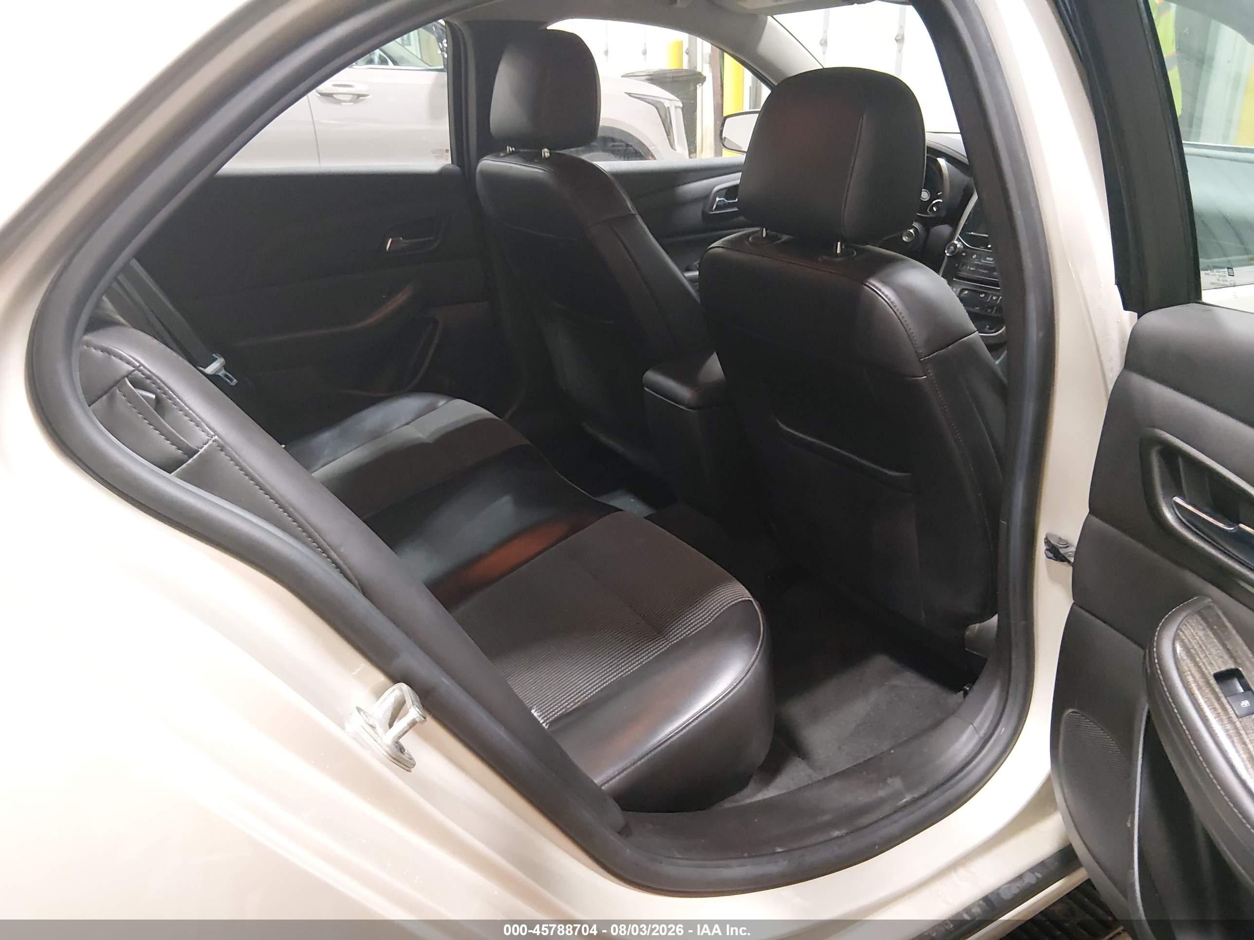 2014 Chevrolet Malibu 1lt Beige vin: 1G11C5SL3EF203767