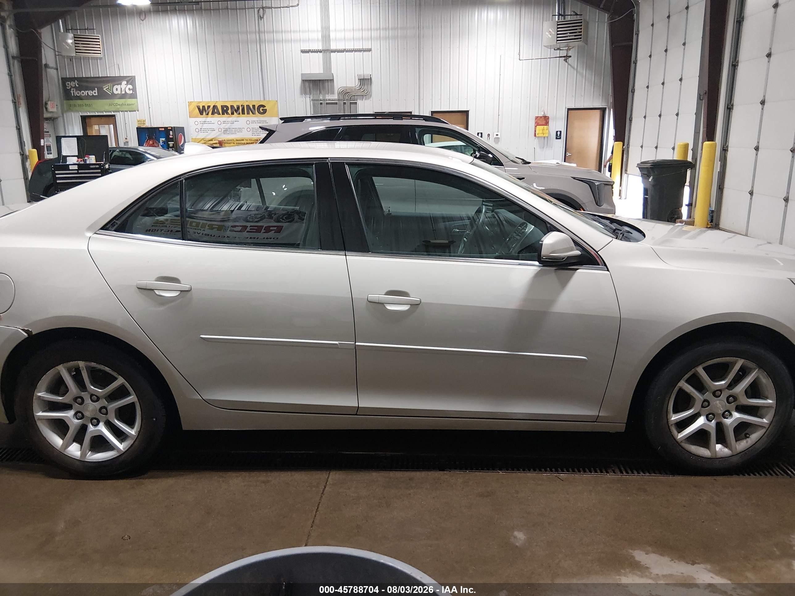 2014 Chevrolet Malibu 1lt Beige vin: 1G11C5SL3EF203767