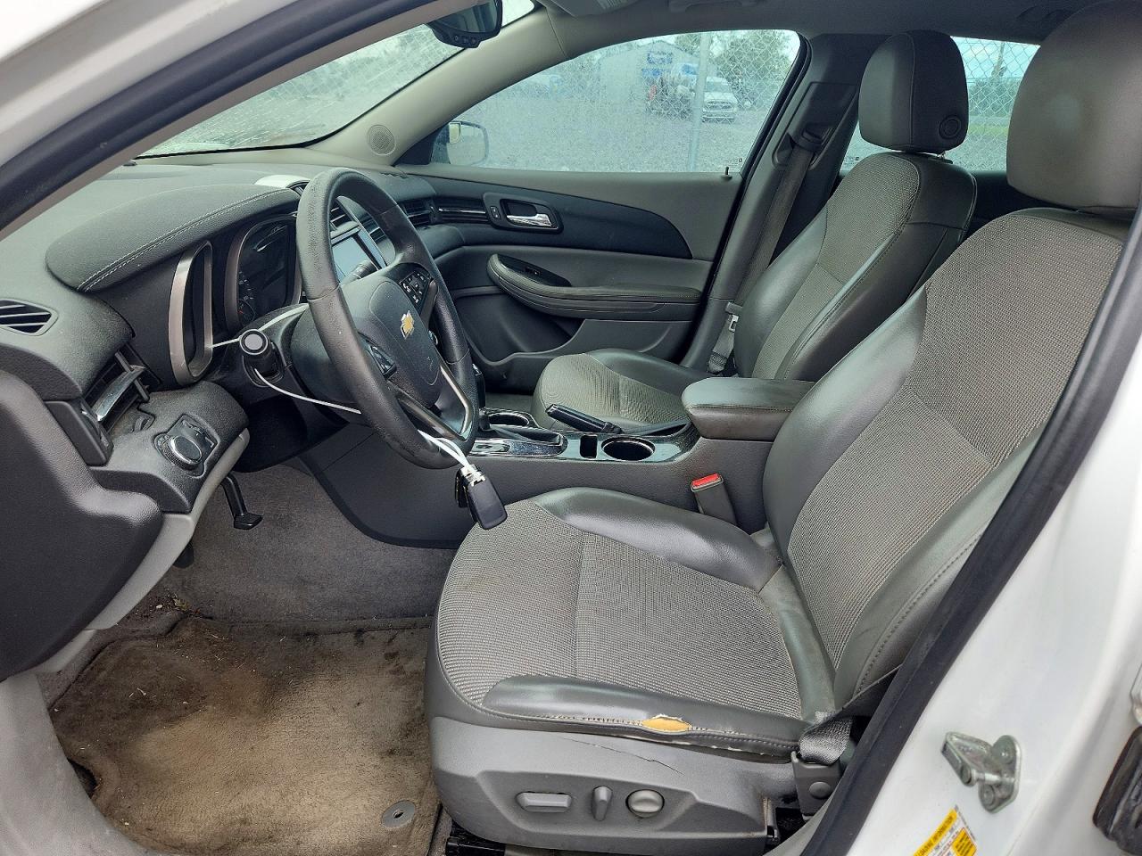 2015 Chevrolet Malibu 1lt White vin: 1G11C5SL3FF190987